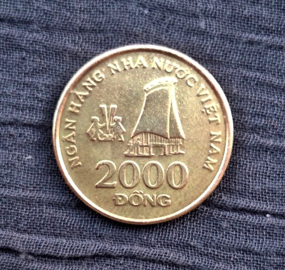 سکه 2000 دونگ نسبتا کمیاب ویتنام 2003