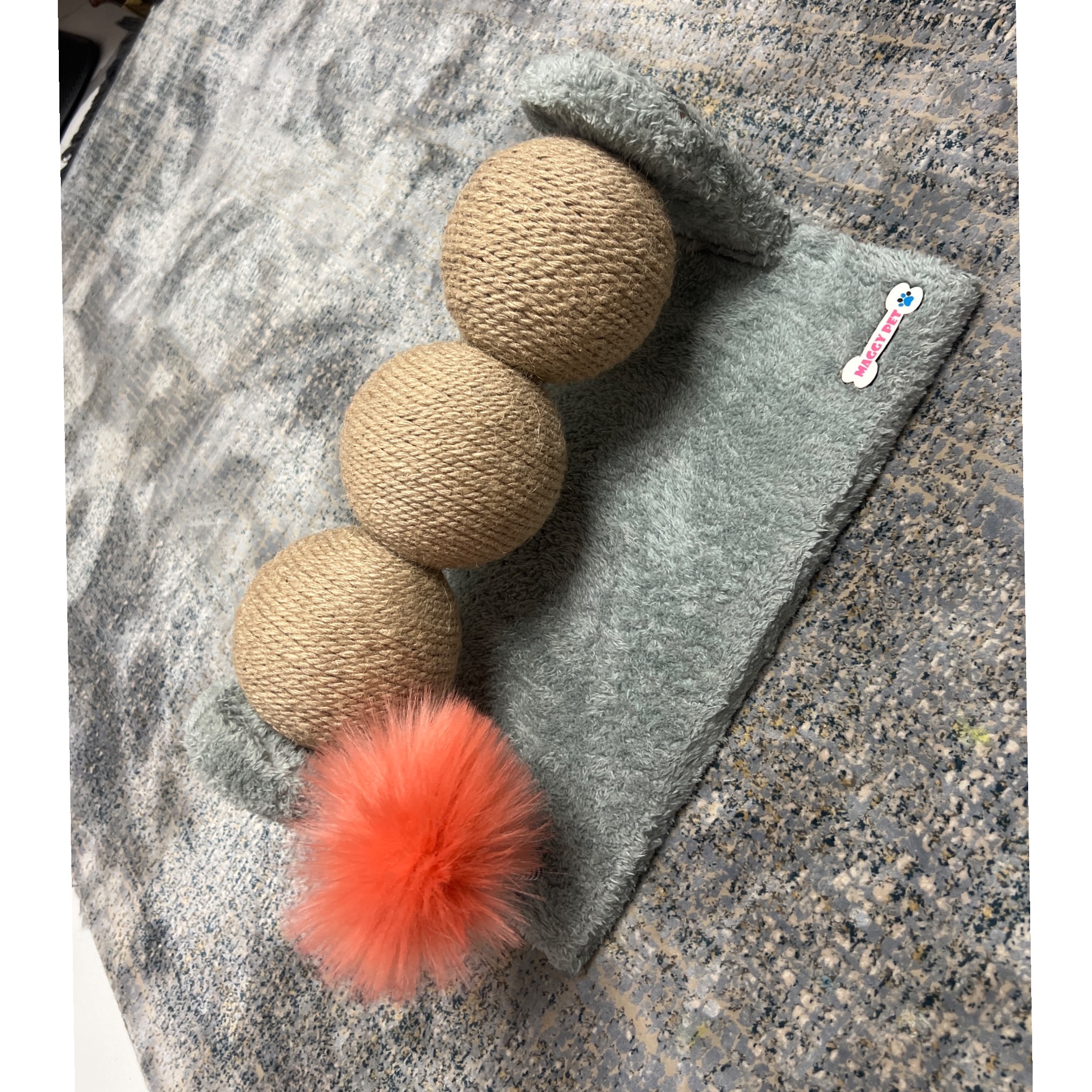 اسکرچ گربه Maggy Pet