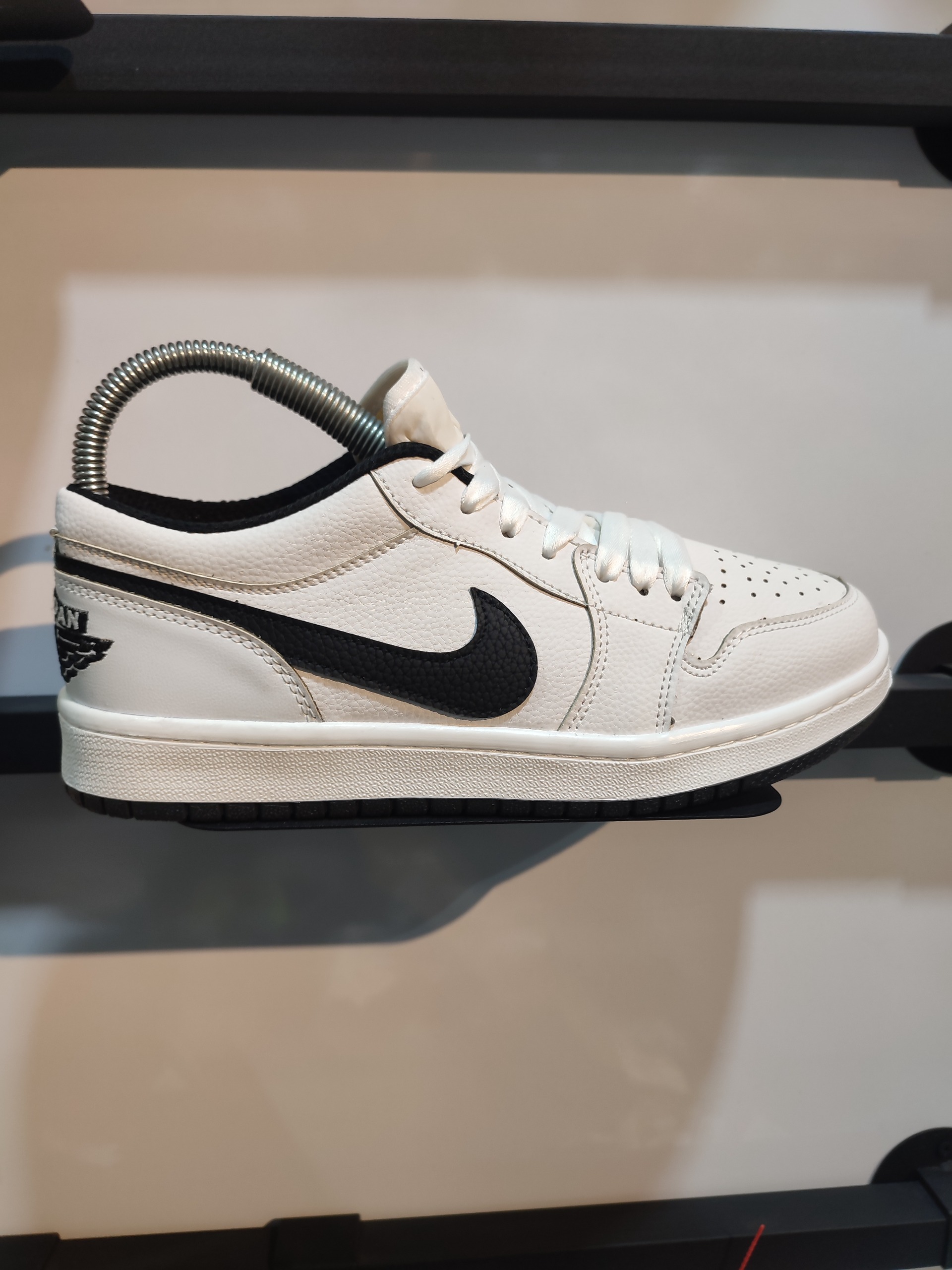 کتونی جردن وان جردن1 کتونی جردن 1بدون ساق