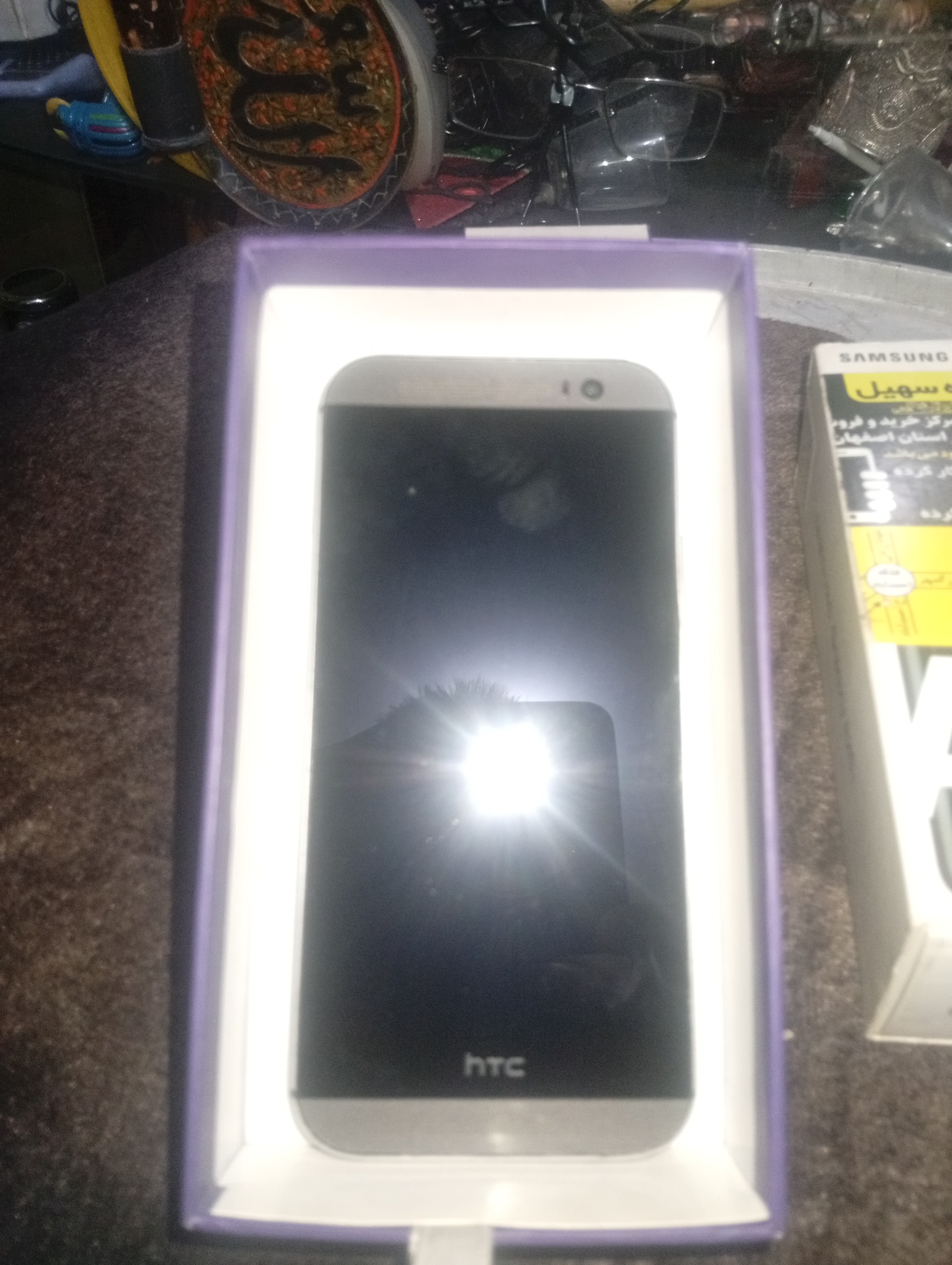 گوشی HTC گوشی ابتدایی تمام لردها