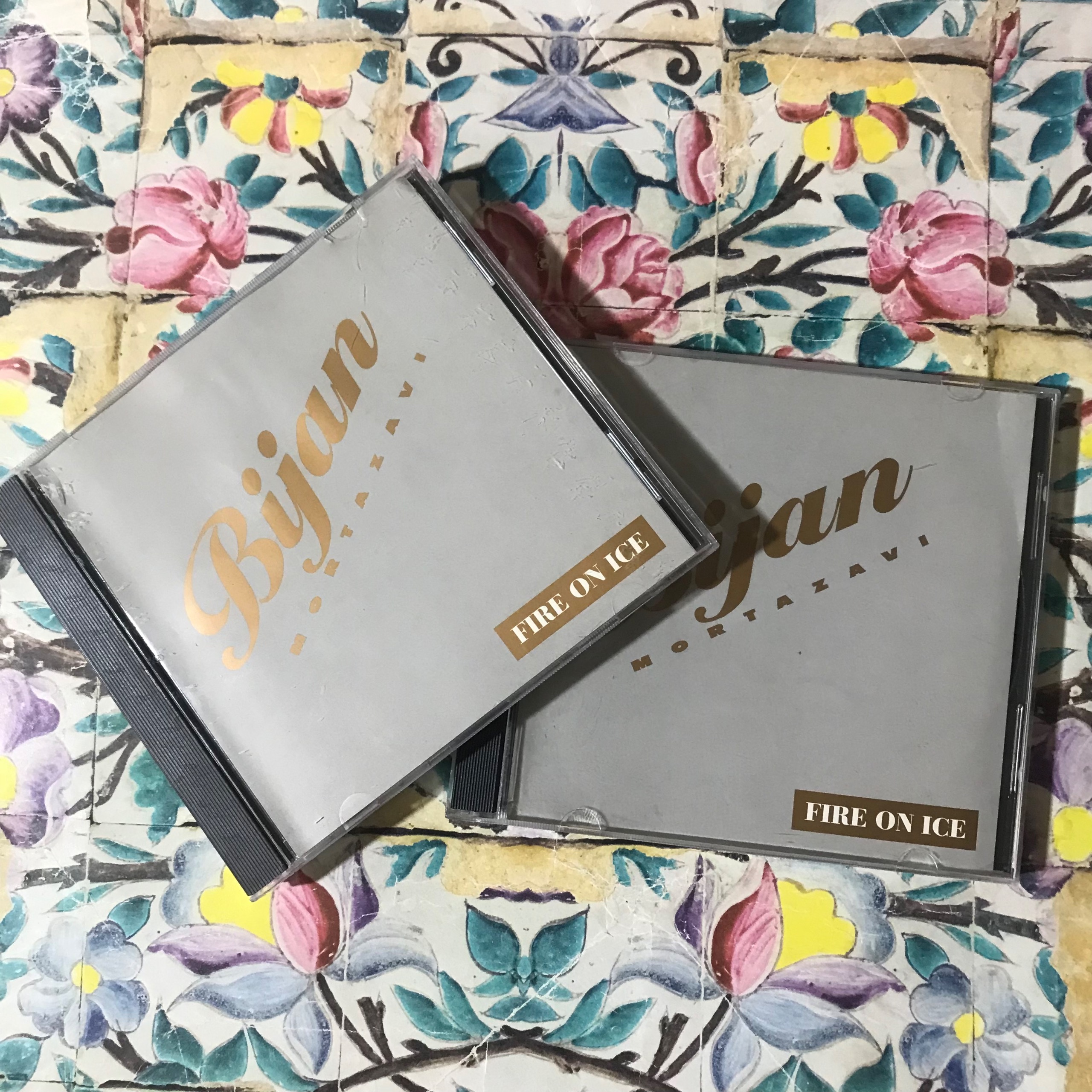 آتش روی یخ از بیژن مرتضوی (2 CD) دفترچه دار