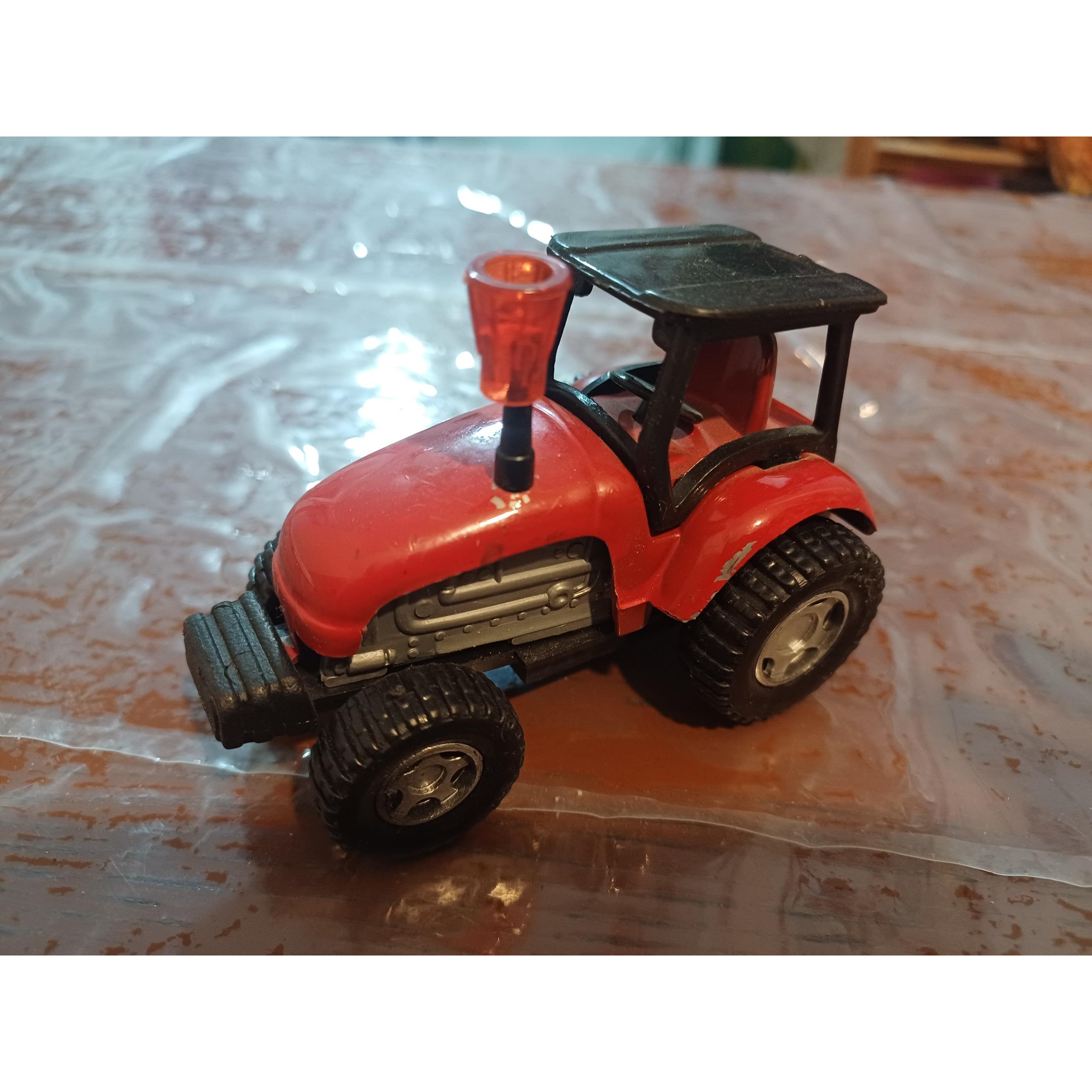 ماکت پلاستیکی تراکتور