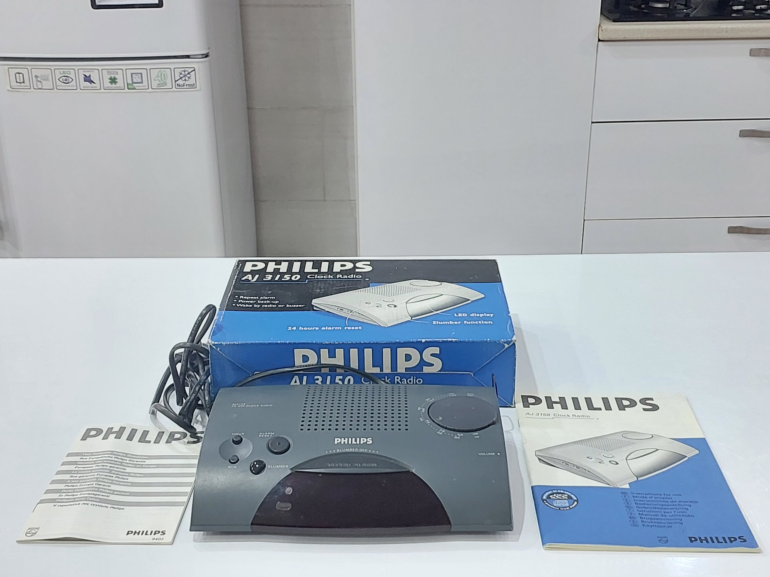 رادیو و ساعت اورجینال PHILLIPS بینهایت نایاب