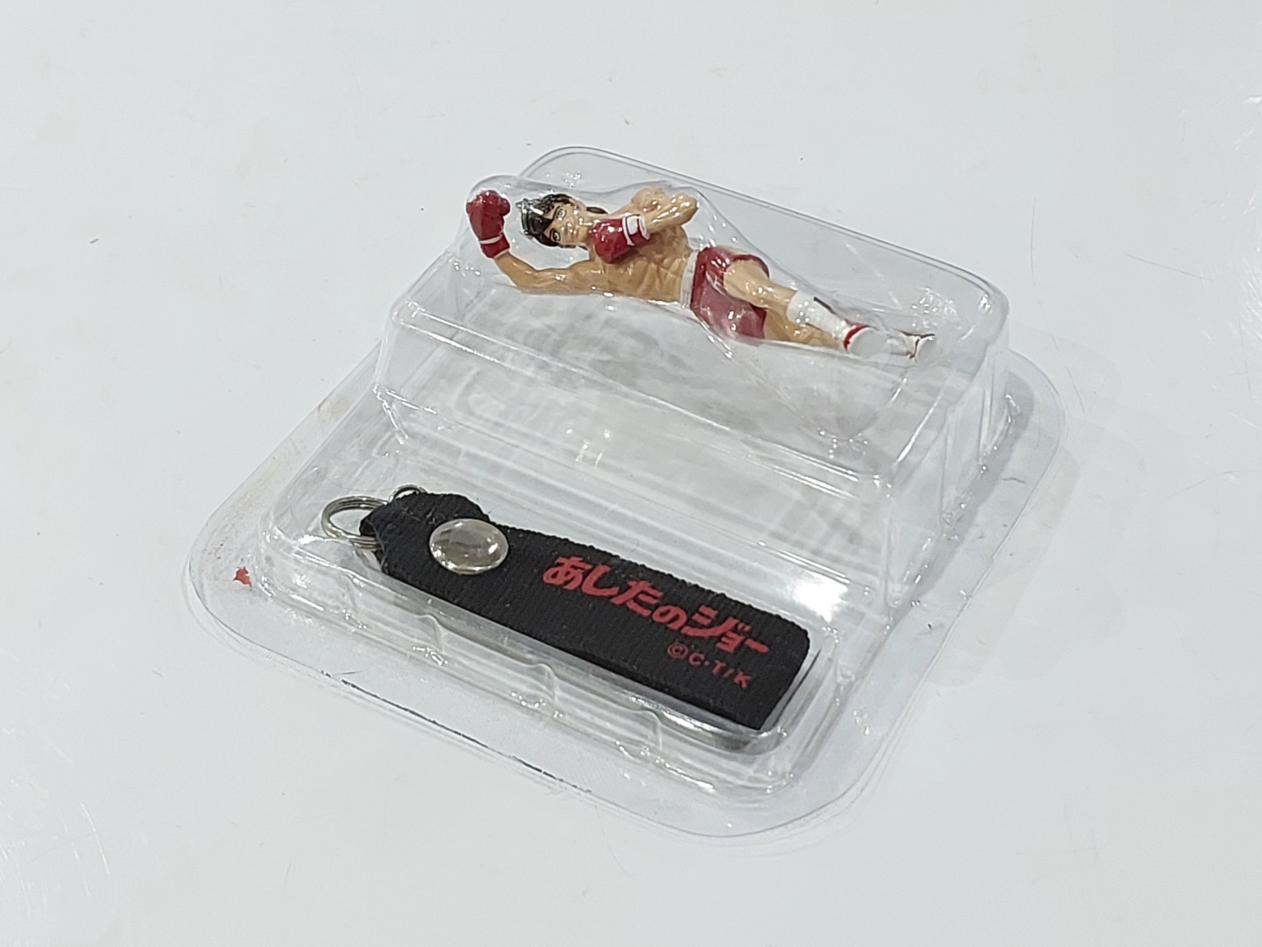 جاکلیدی و آویز طرح بوکسور بسیار زیبا و ارزشمند