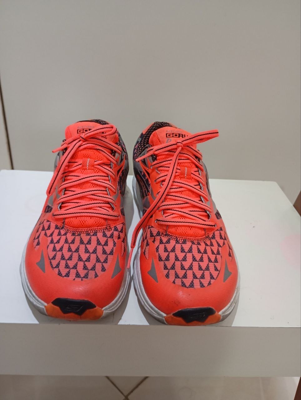 کفش مردانه اسکیچرز سایز 42.5 Skechers Go Run
