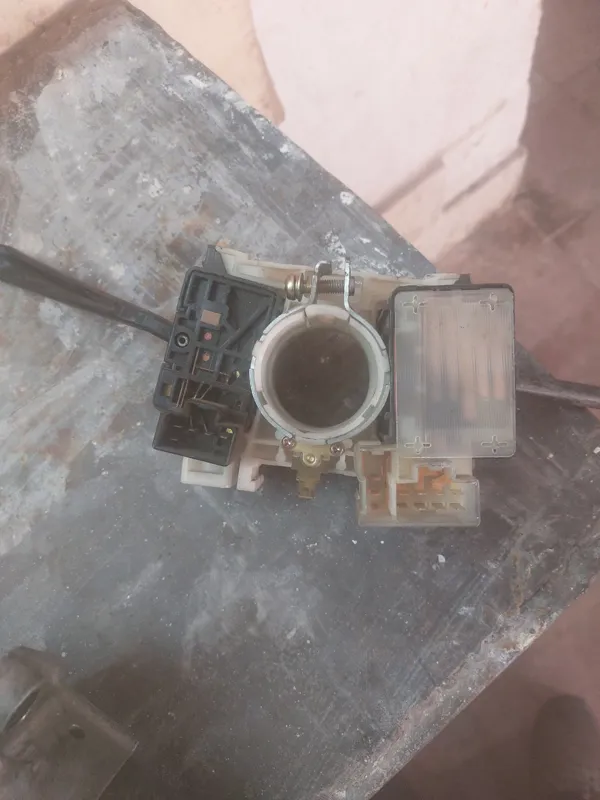 دسته راهنما نیسانی سایپا