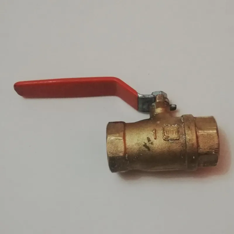 شیر گازی توپی اهرمی برنجی سایز 1 اینچ آذر