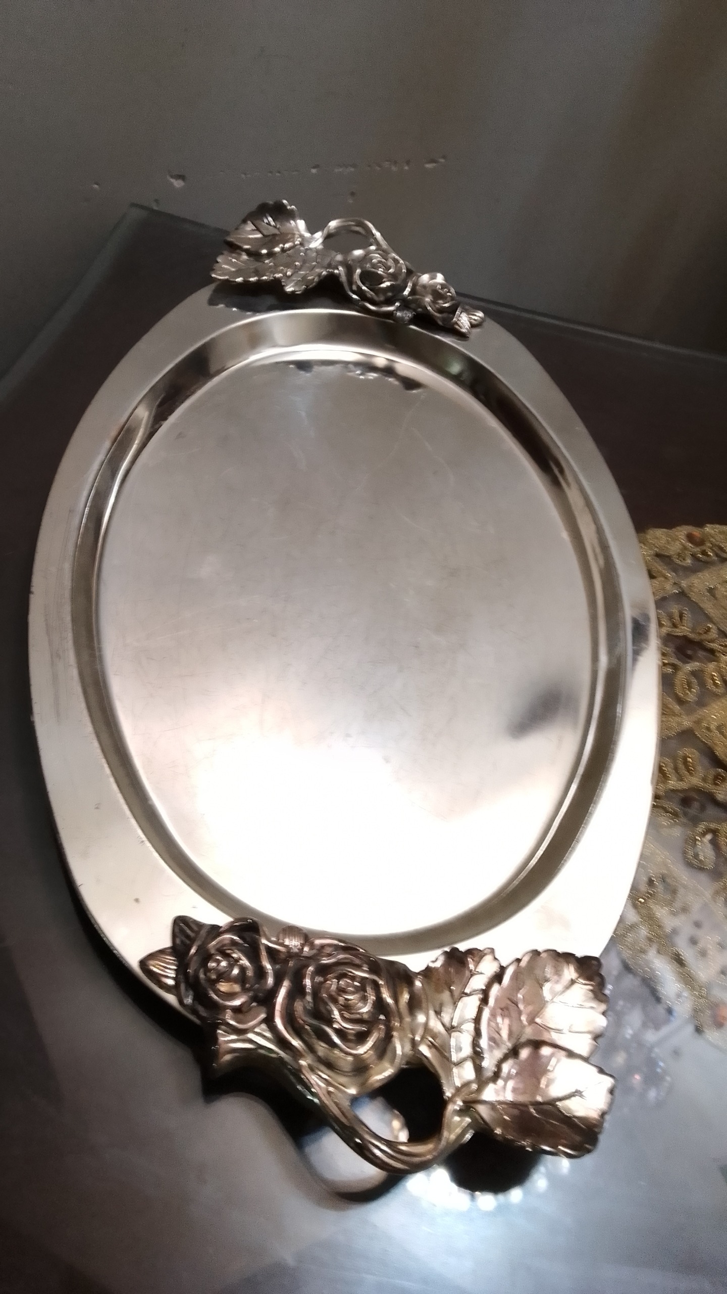 سینی سیلور دسته گل برجسته فلزی
