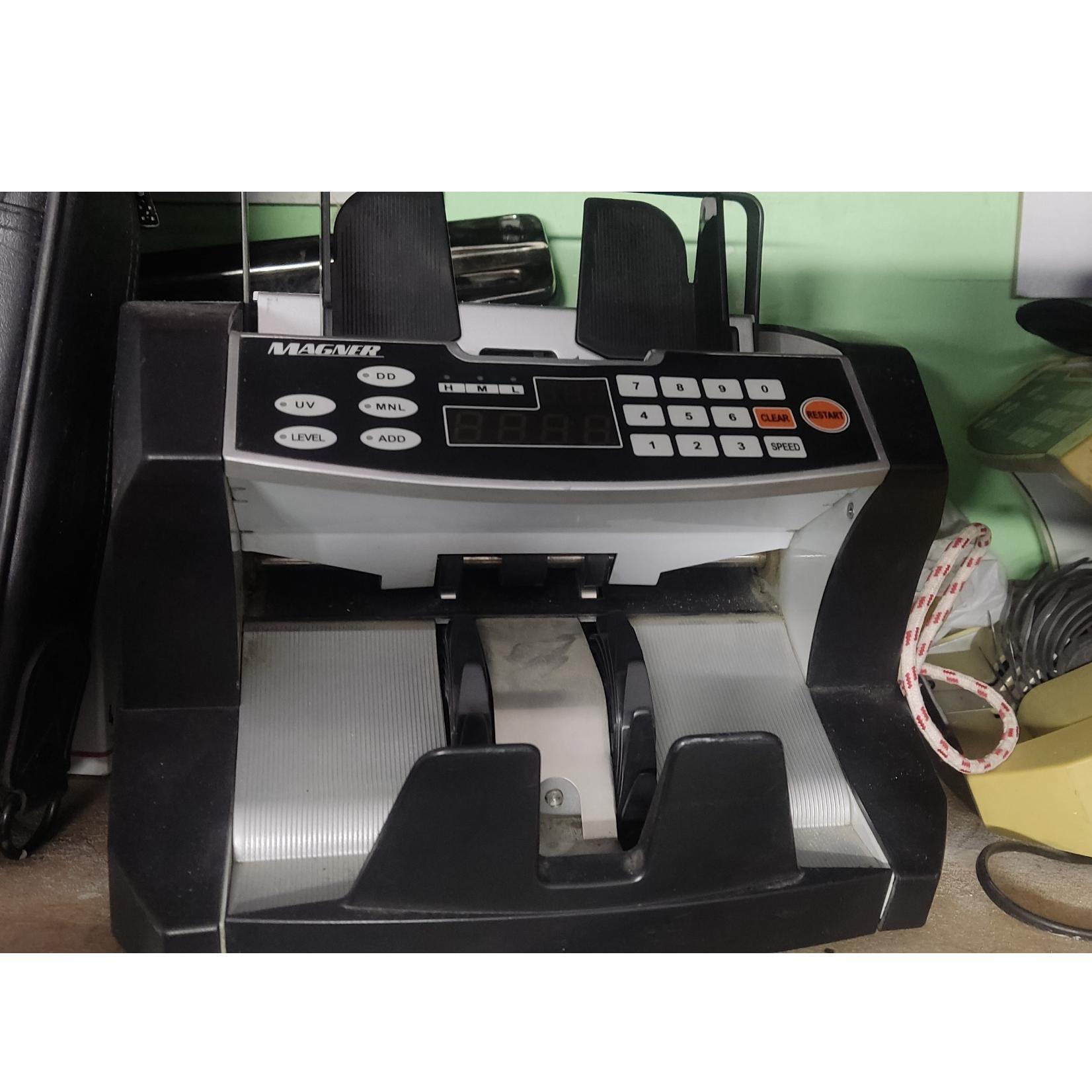 پول شمار مگنر رومیزی