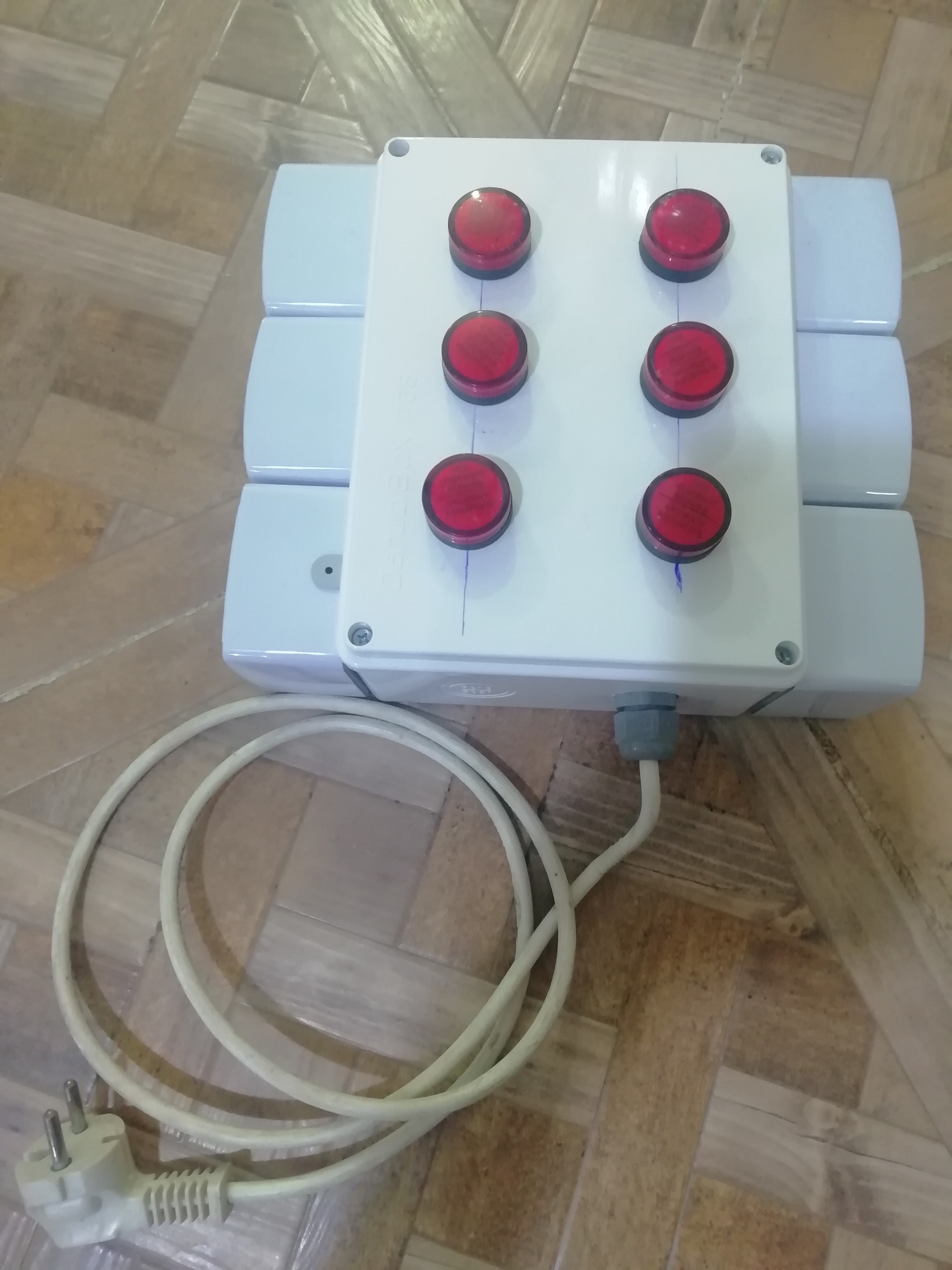 کنترل پریز 6 کاناله با وای فای گوشی