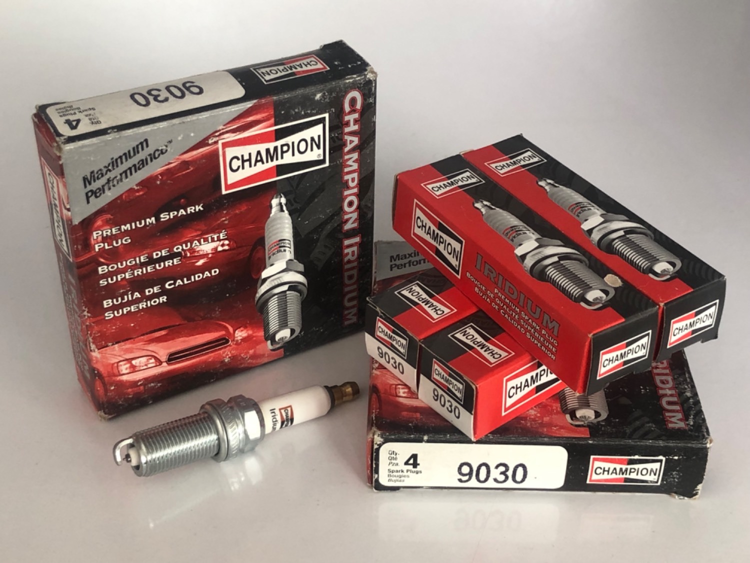 شمع پایه بلند سوزنی ایریدیوم چمپیون CHAMPION 9030