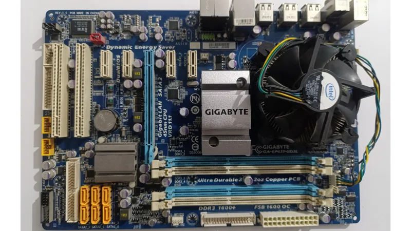 باندل GA-EP43T-UD3L DDR3