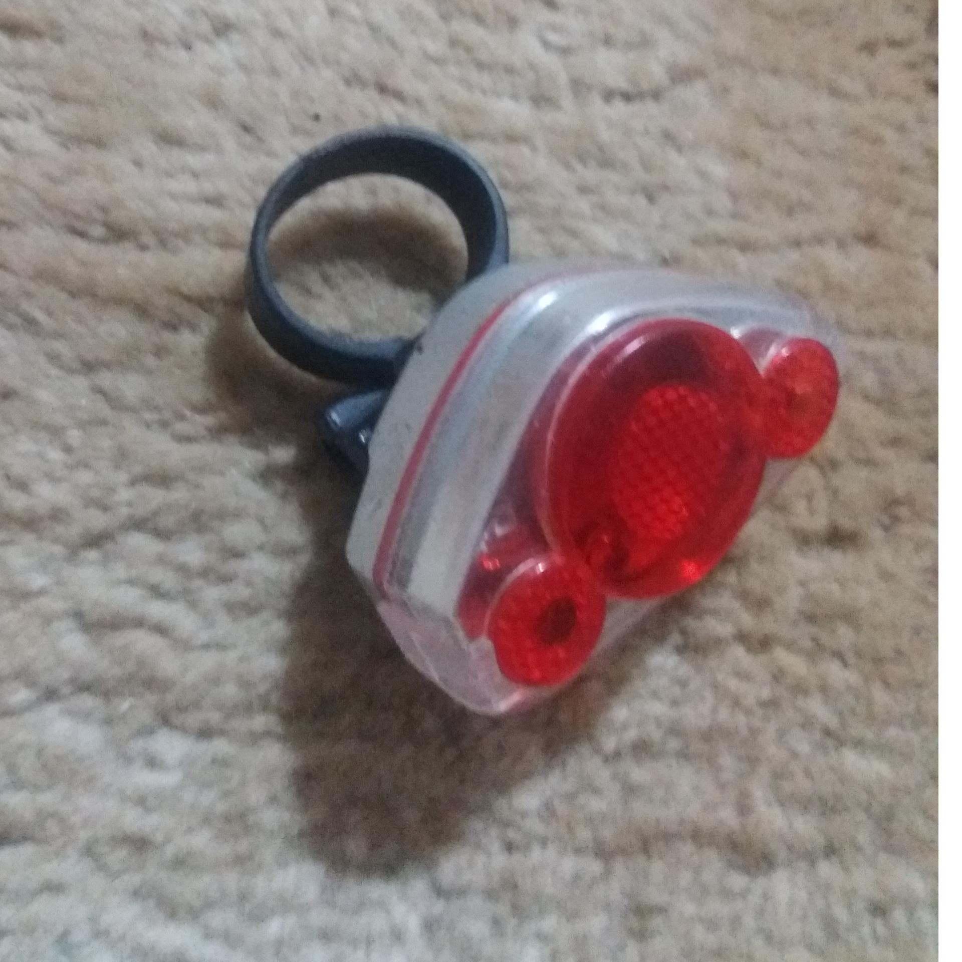 چراغ خطر دوچرخه باتری خور