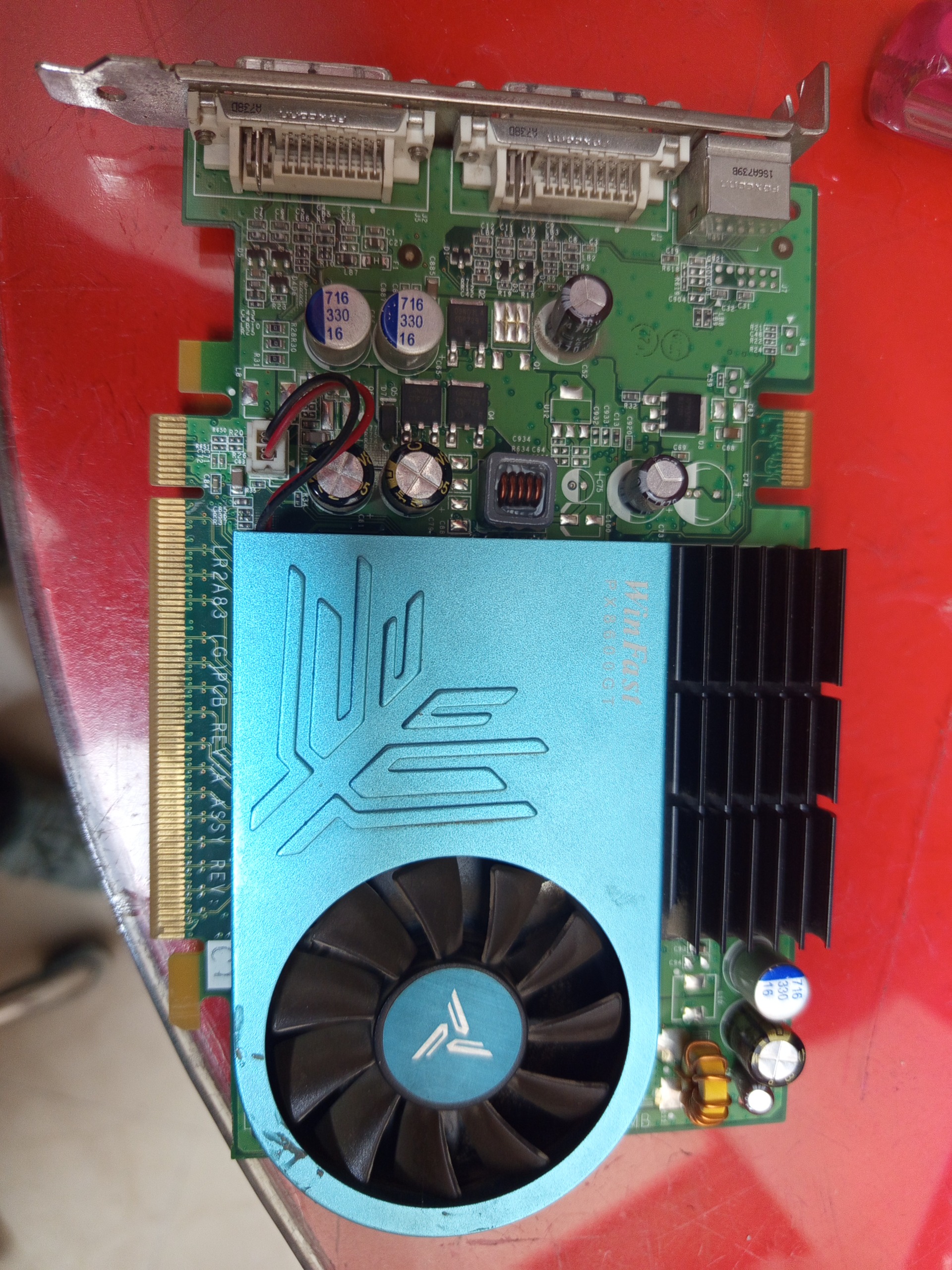 گرافیک winfast 8600gt