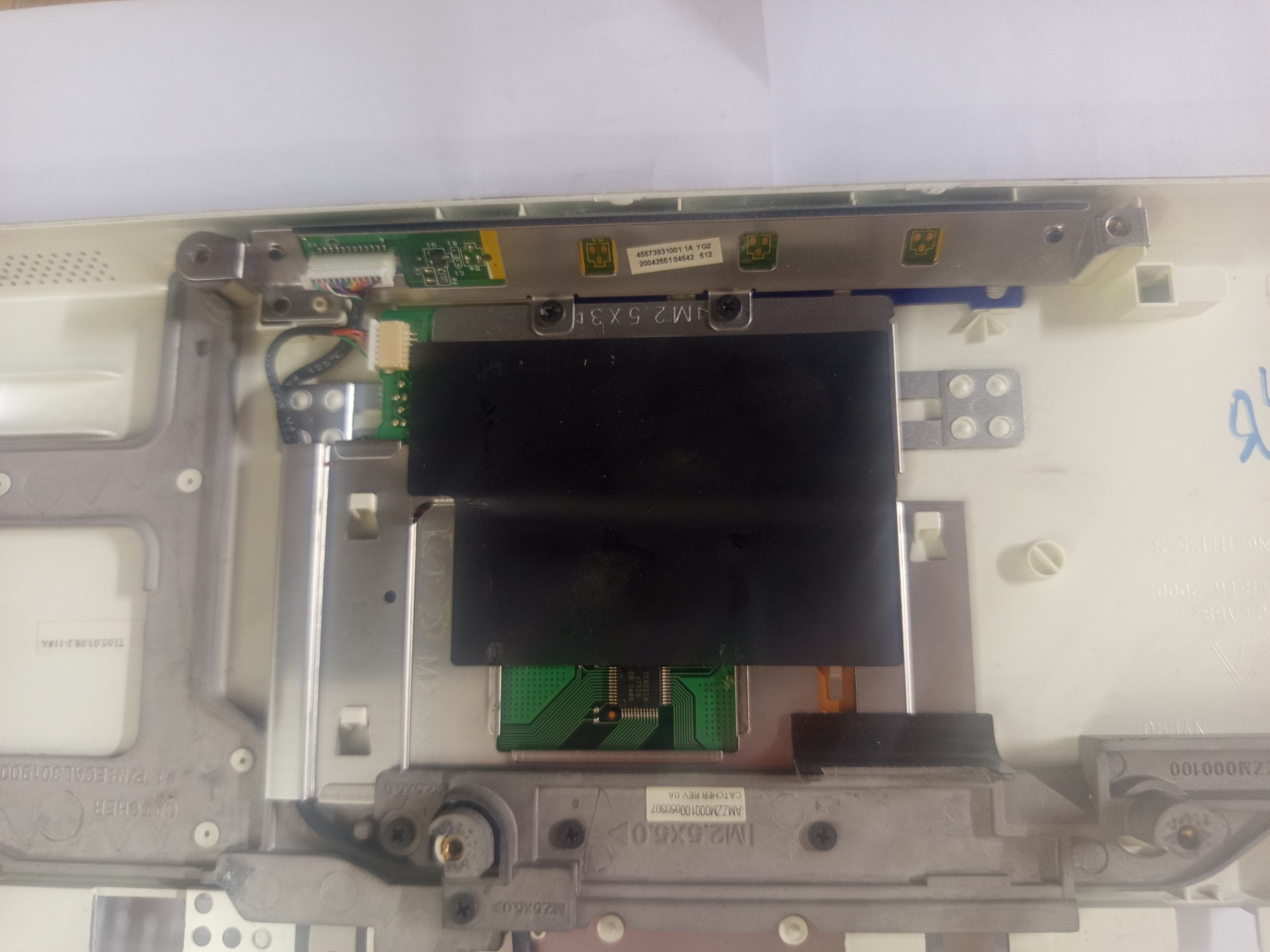 قاب دور کیبرد Inspiron 6000