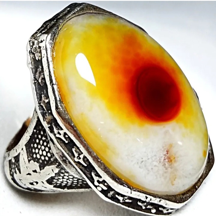 انگشتر شاهانه فروهر حجرالعین باباقوری اعظم رحمانی