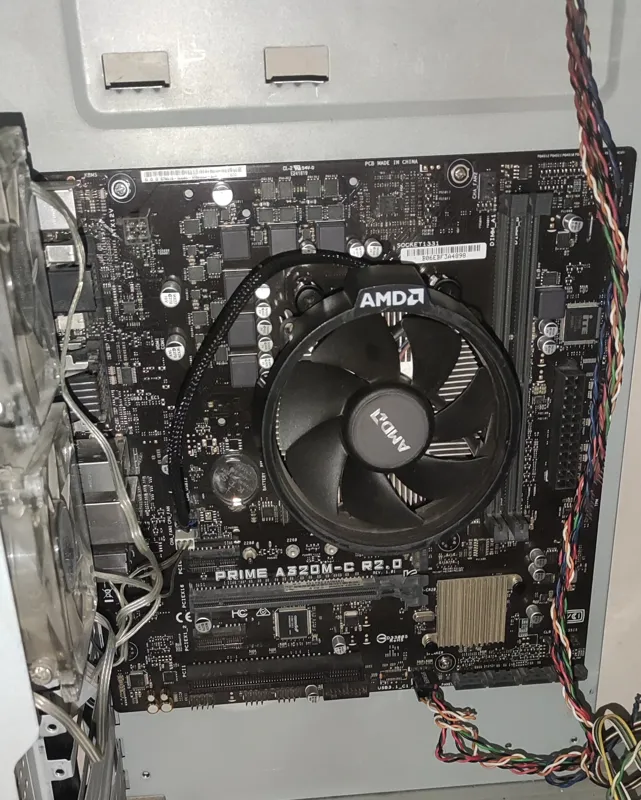 Ryzen 7 1700 Asus a320