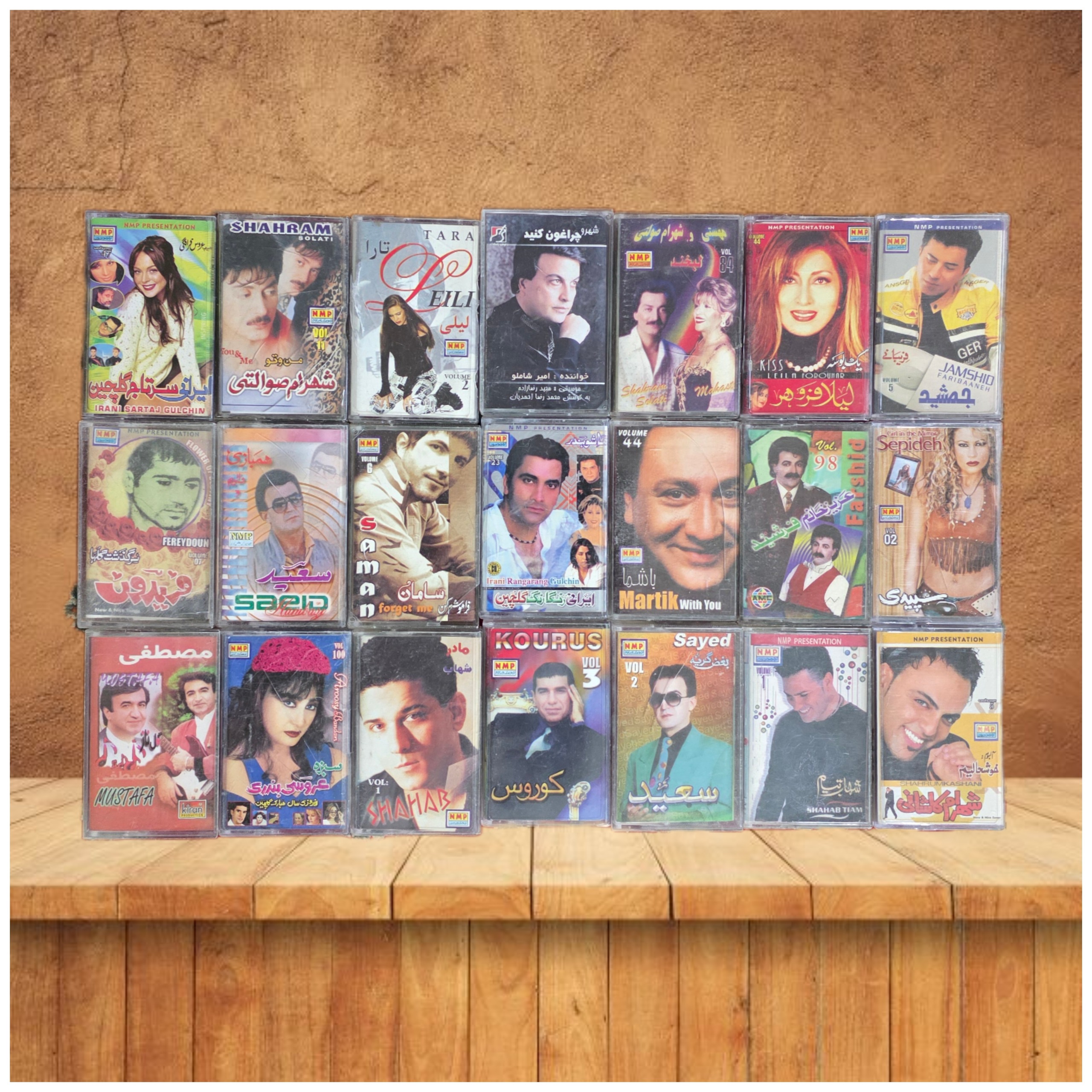 21 عدد عکس نوار کاست