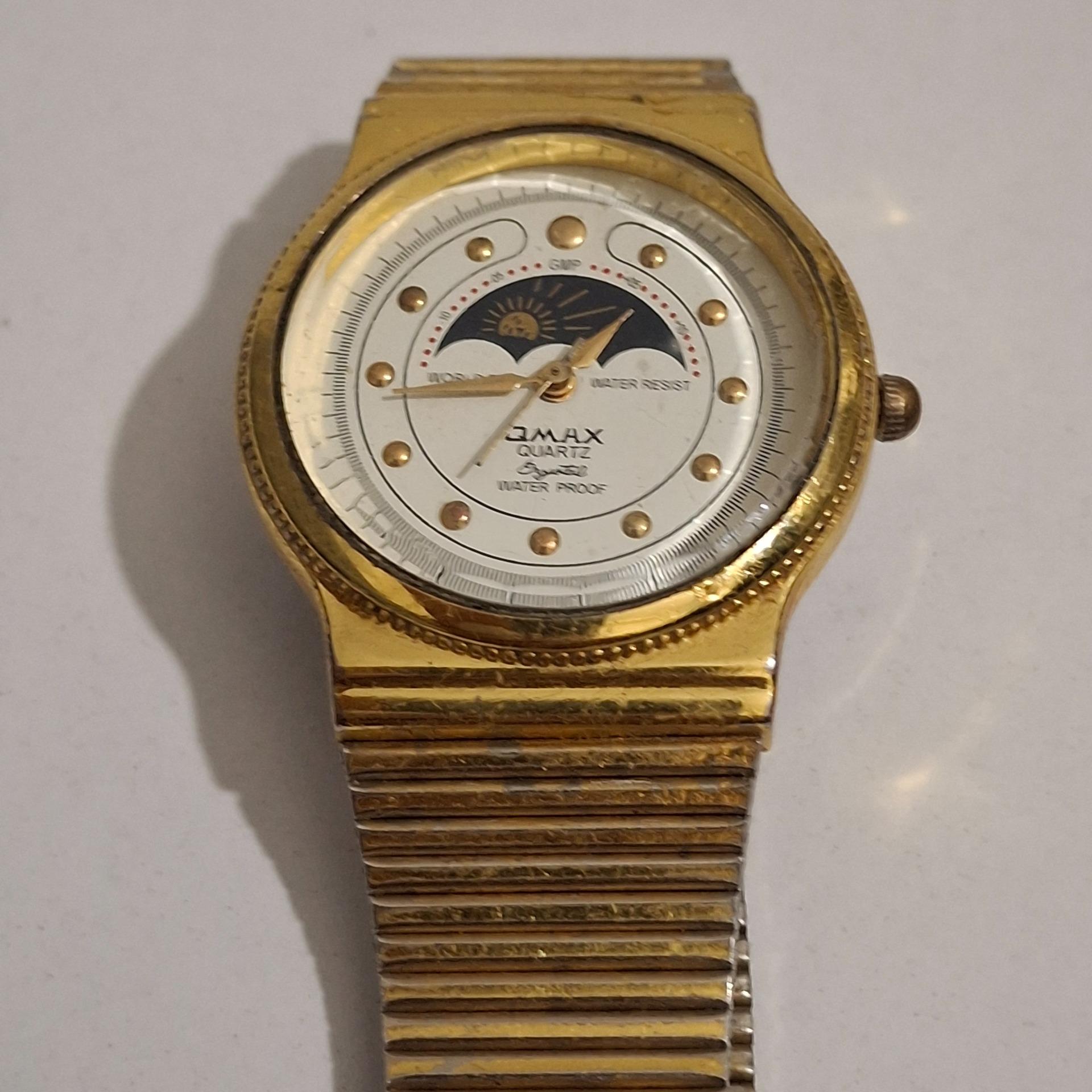 ساعت مچی قدیمی اوماکس