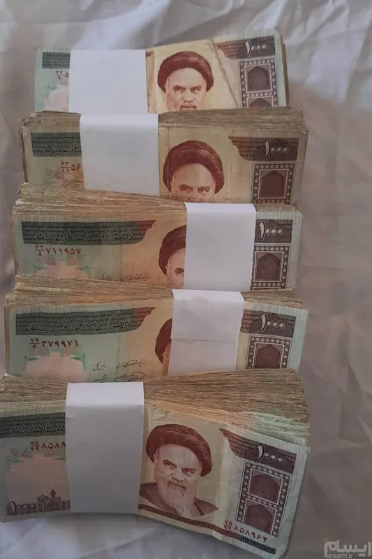 963برگ اسکناس100 و200 تومانی کیفیت خوب