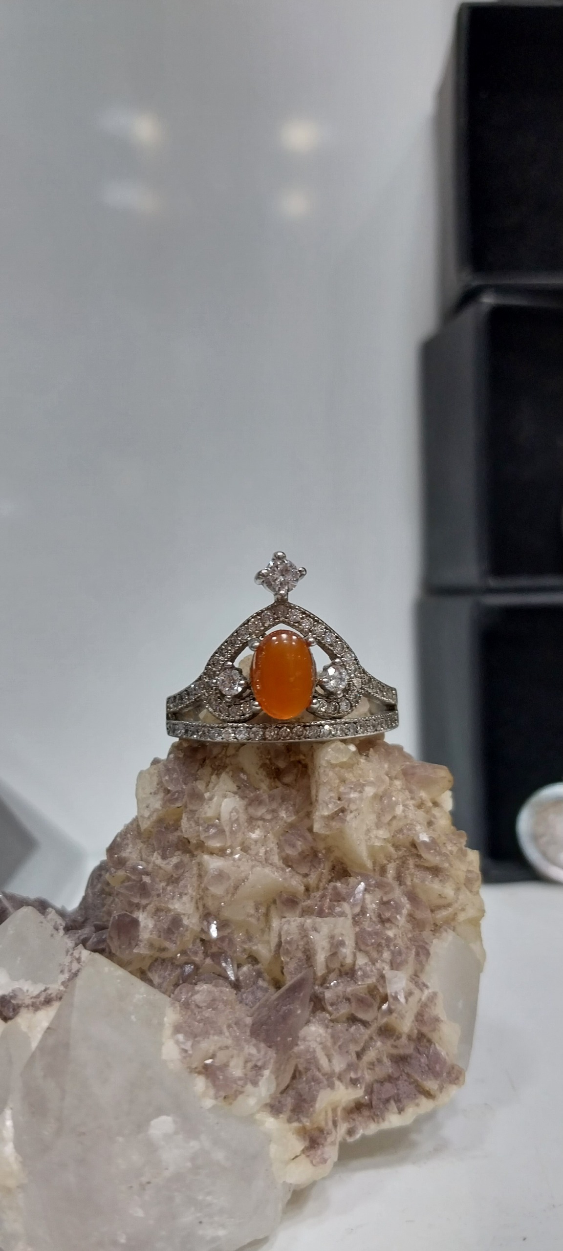 انگشتر نقره نگین عقیق طبیعی معدنی