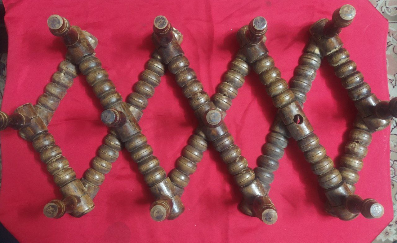 جالباسی چوبی دست سازقدیمی تاشو