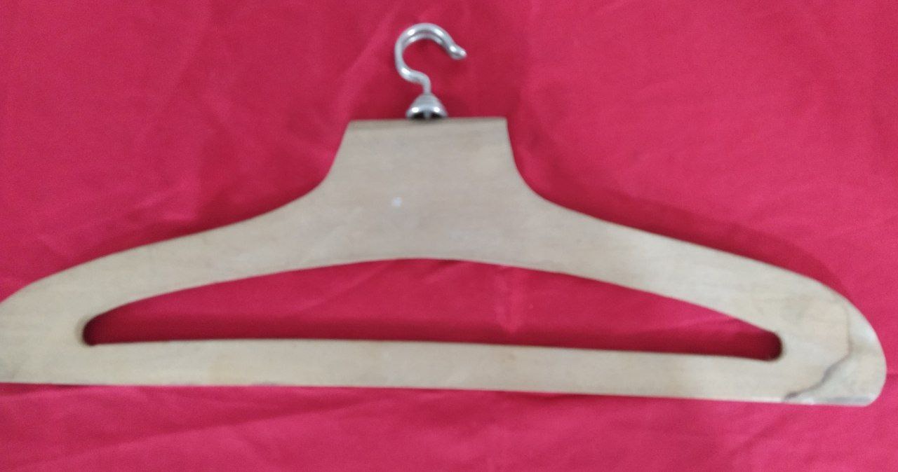 رخت آویزوچوب لباسی چوبی قدیمی