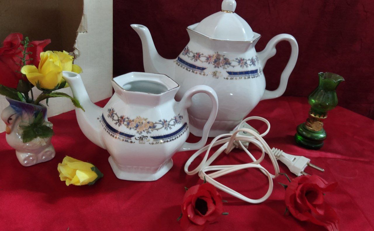 قوری برقی جنس چینی زیبا کلیسونی دهه 60و70