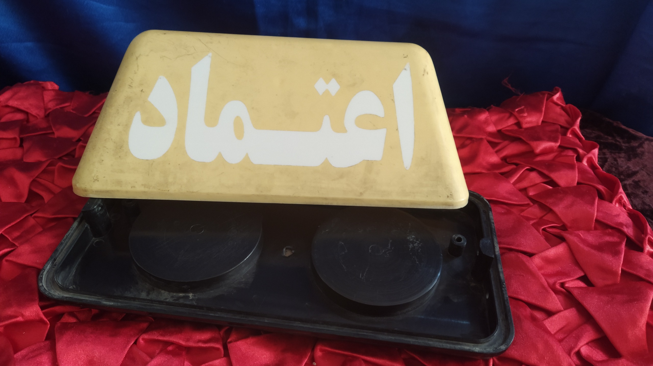تابلوی سقفی نوستالوژیک تاکسی