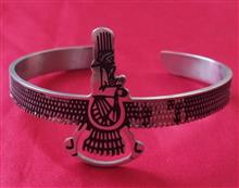 دستبندزیبا