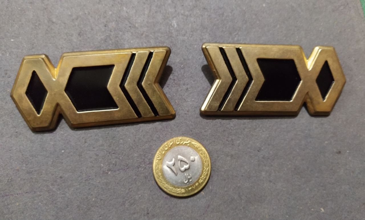 جفت آرم فلزی. گمیاب. نظامی