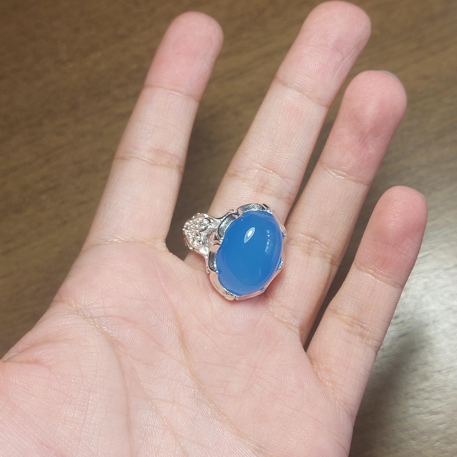 انگشتر عقیق آبی