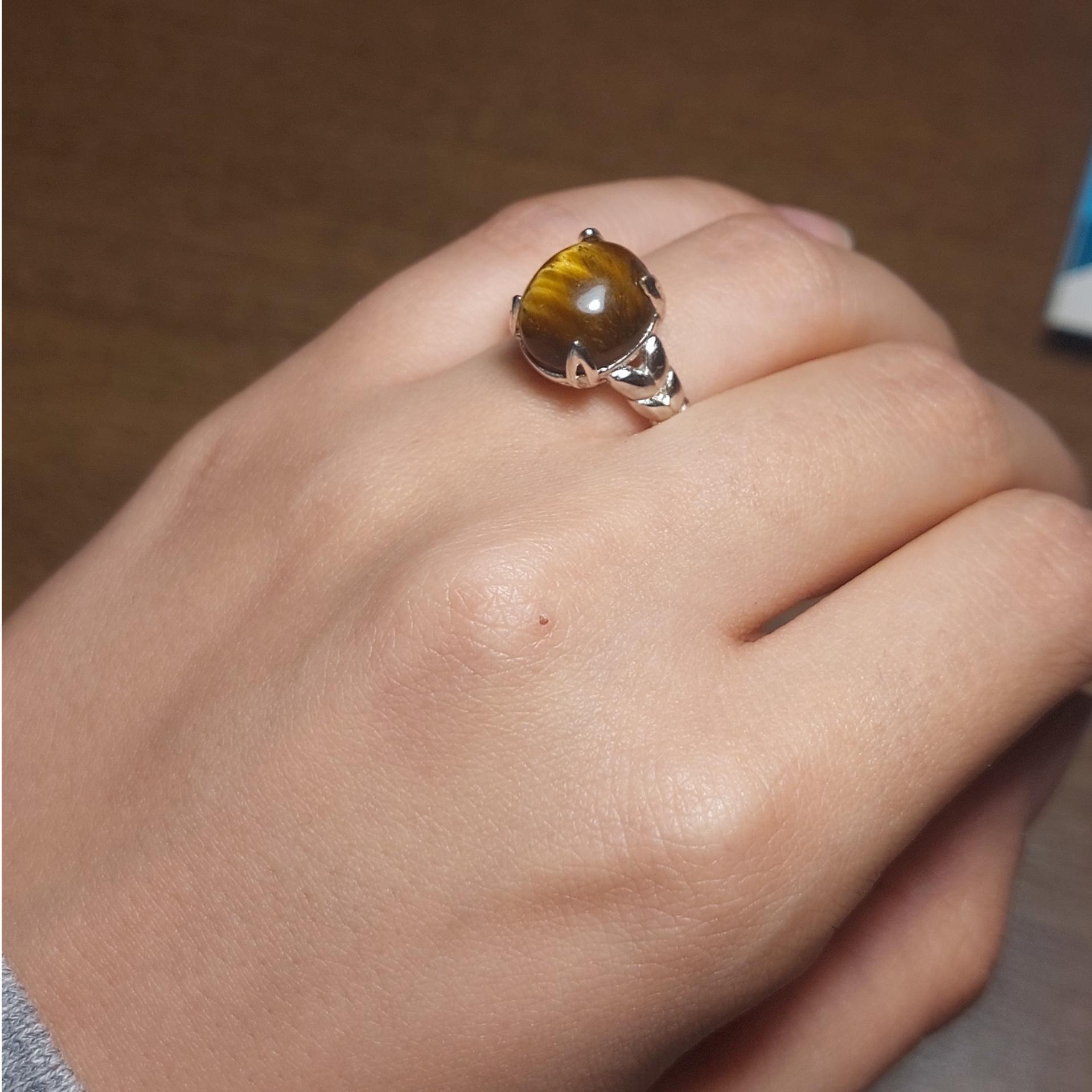 انگشتر چشم ببر