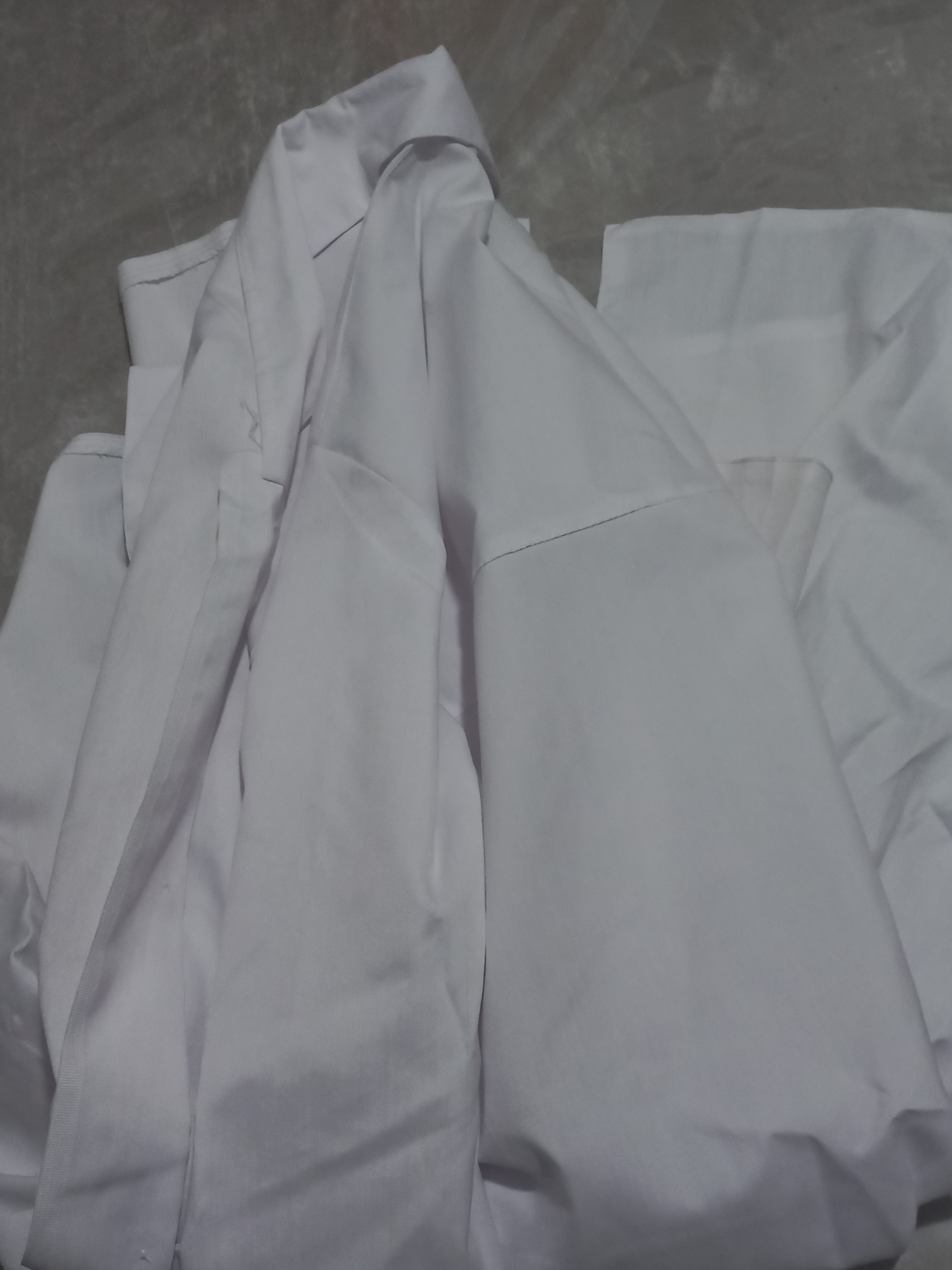 روپوش پزشکی سفید