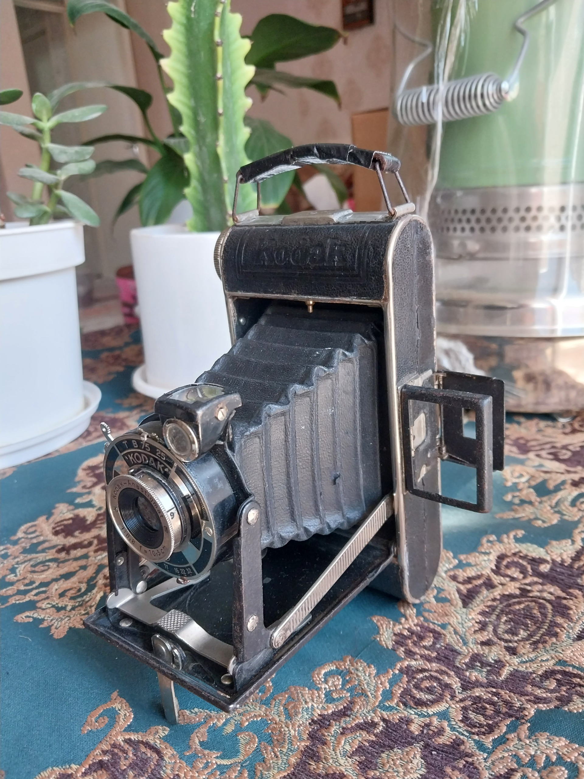 دوربین فانوسی کلکسیونی کداک سالم