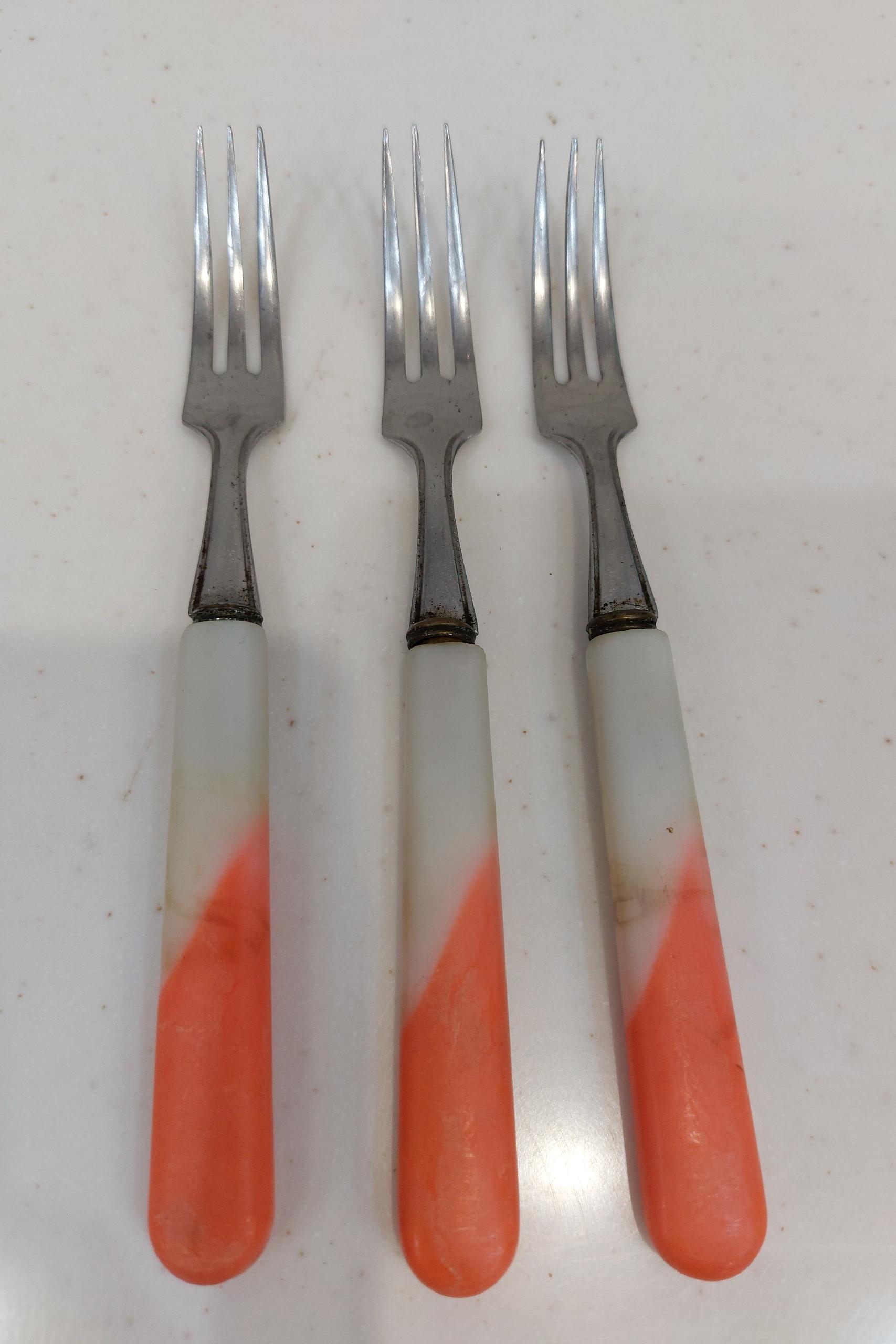 سه عدد چنگال میوه قدیمی