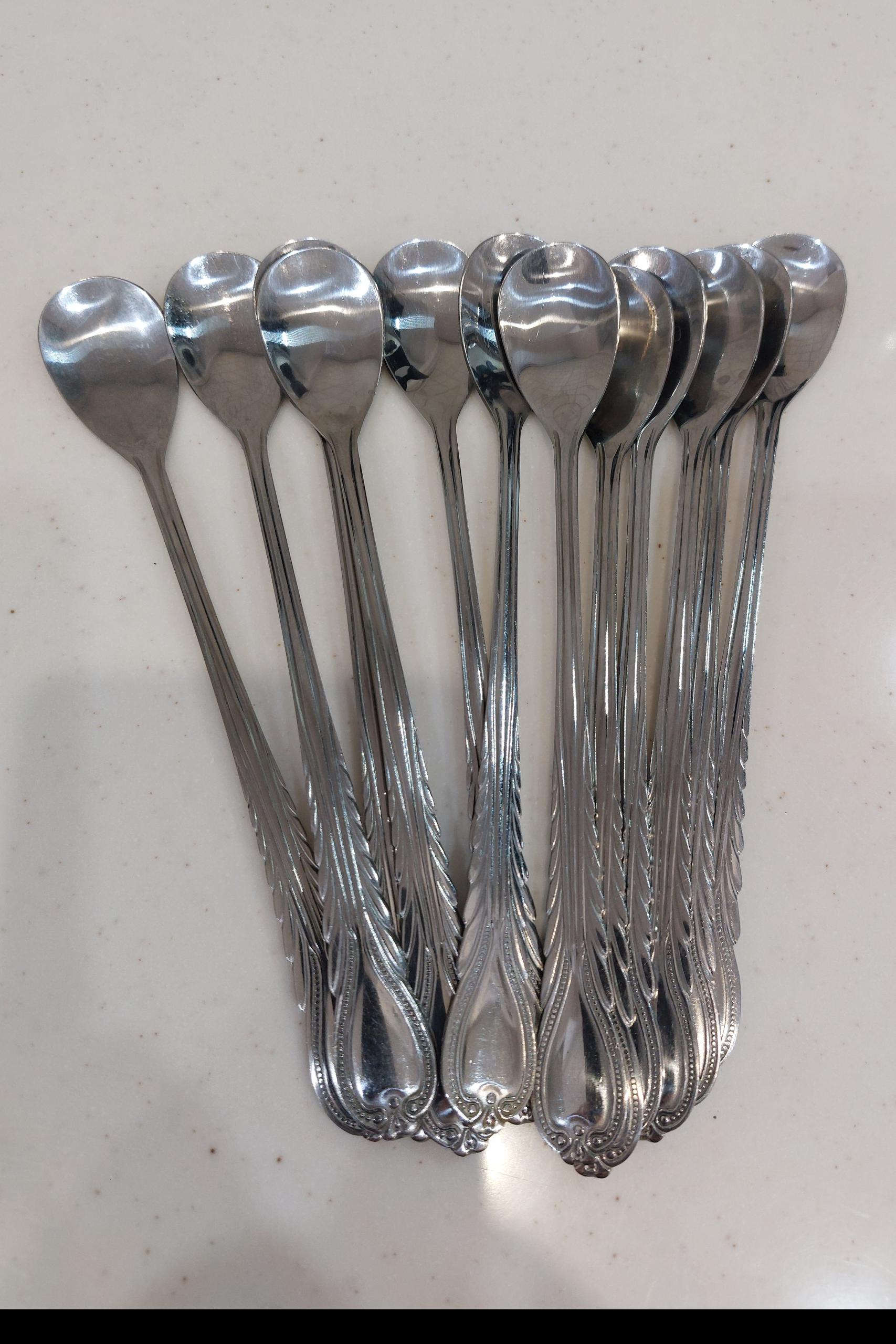 دوازده عدد قاشق شربت خوری