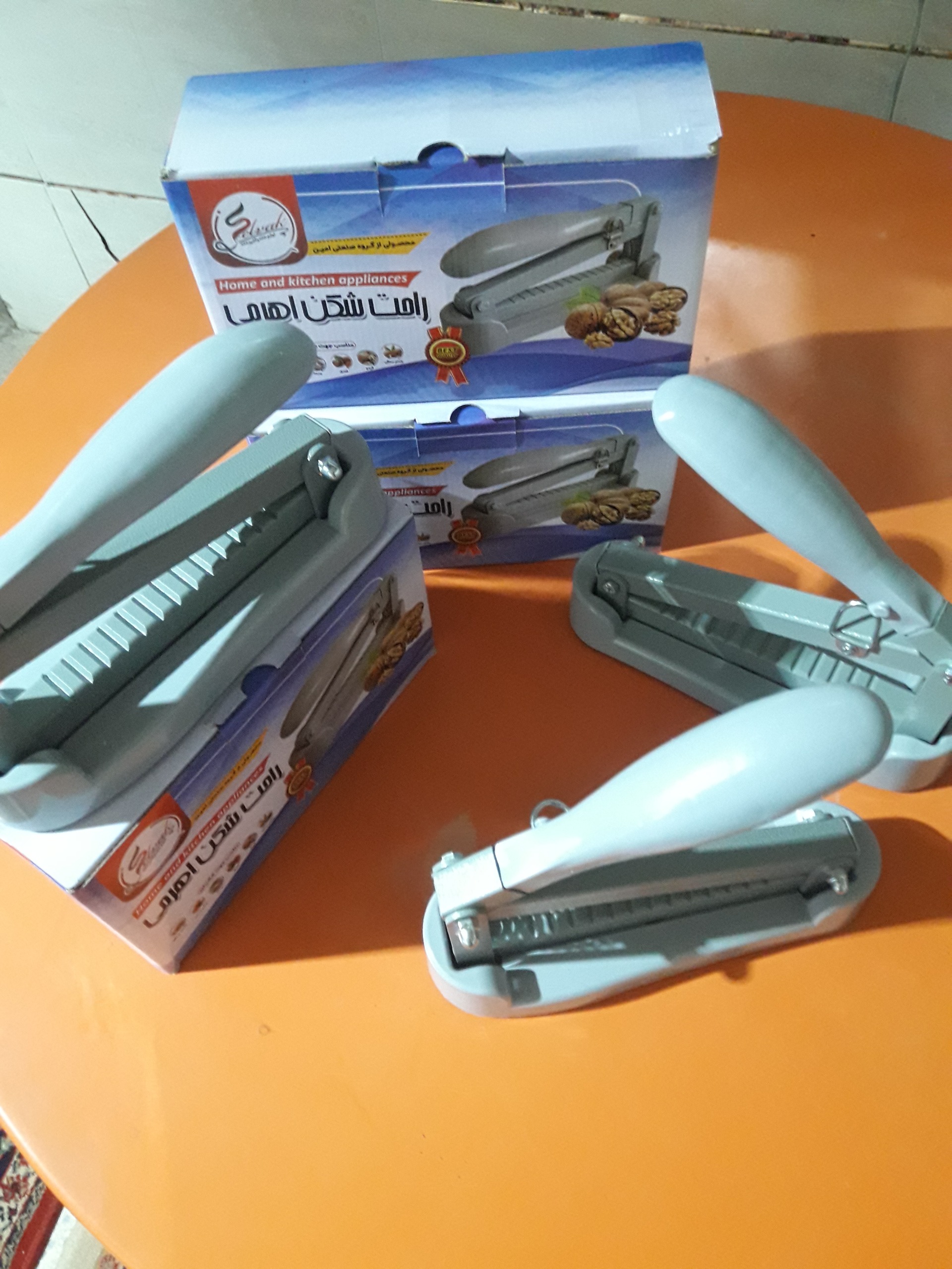 گردو شکن اهرمی