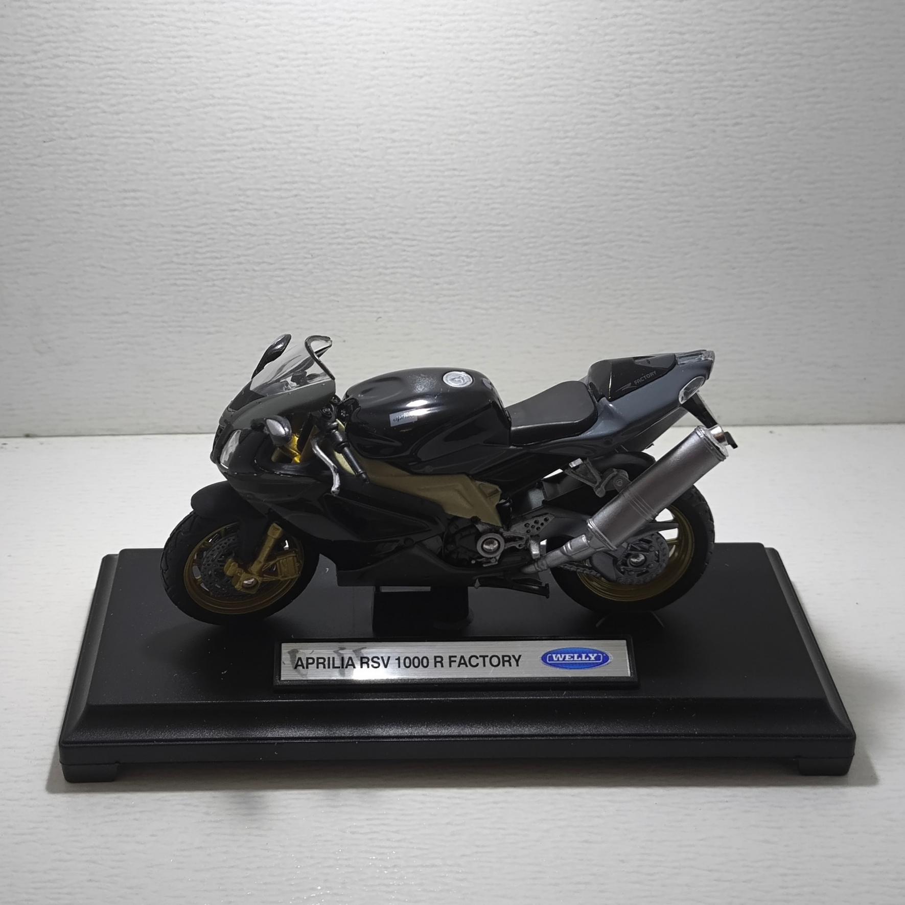 ماکت موتور فلزی آپریلیا 1000 رنگ مشکی
