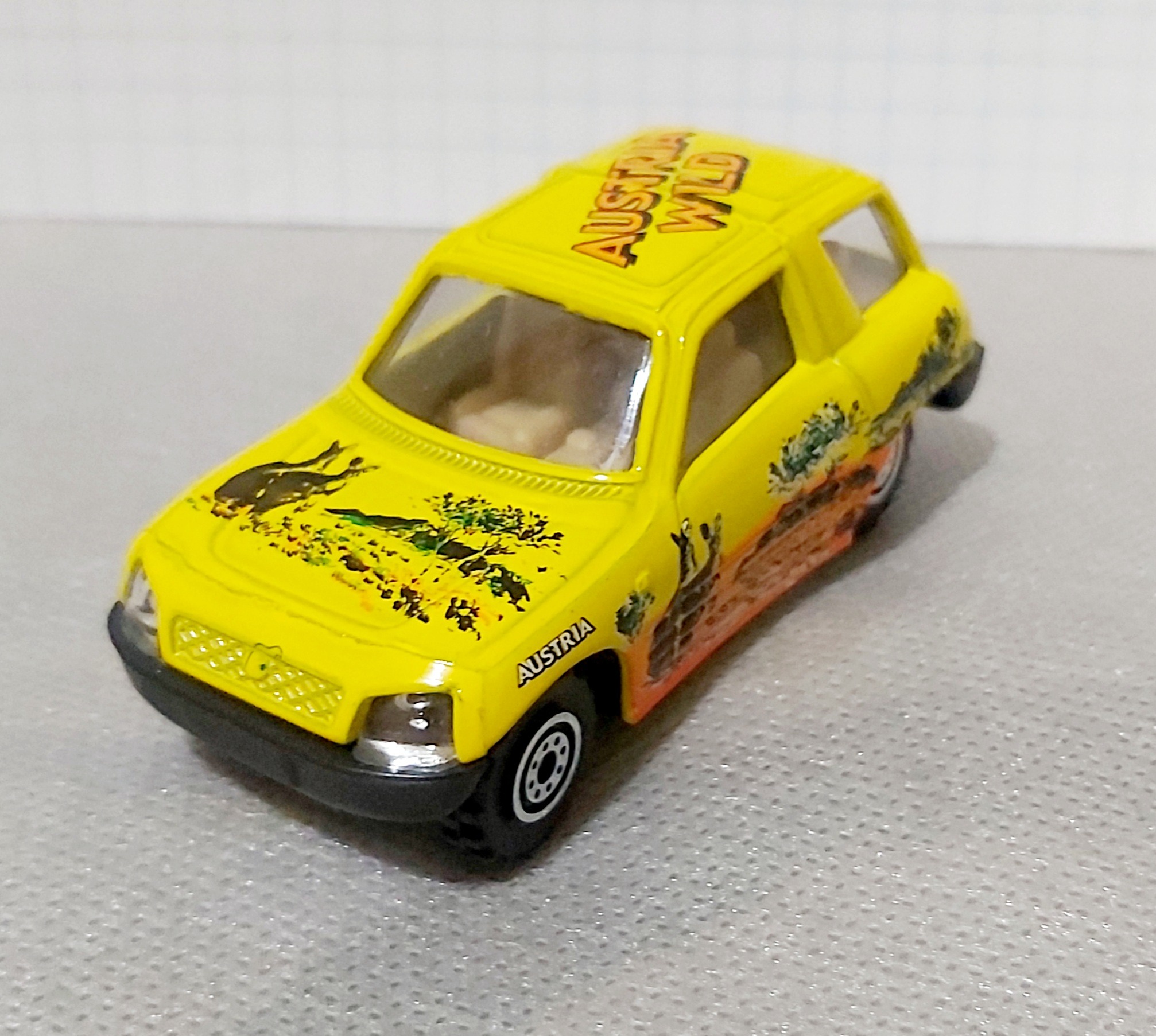 ماکت فلزی جیب اسپرت 7الی8سانت