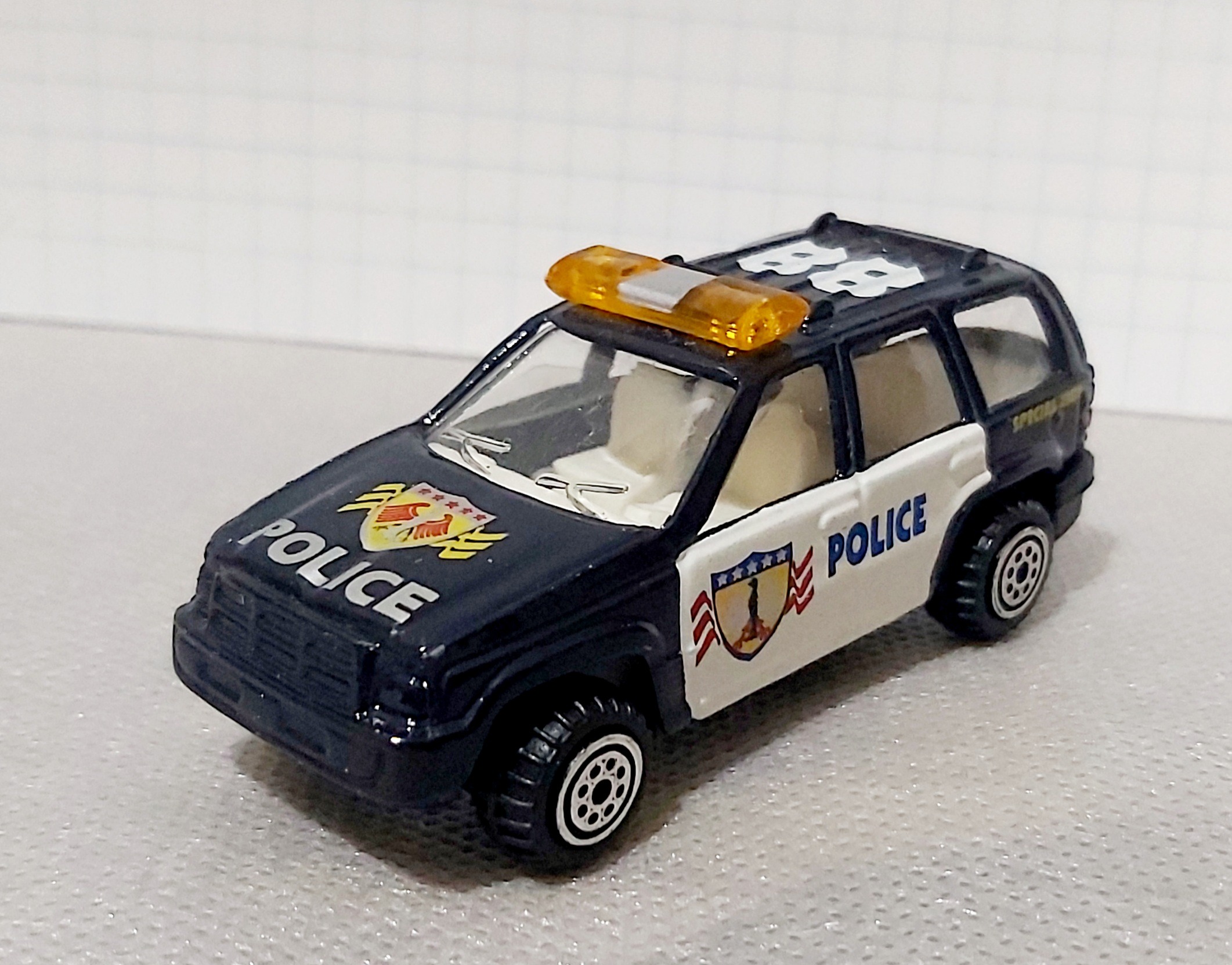 ماکت فلزی جیب پلیس 7الی8سانت