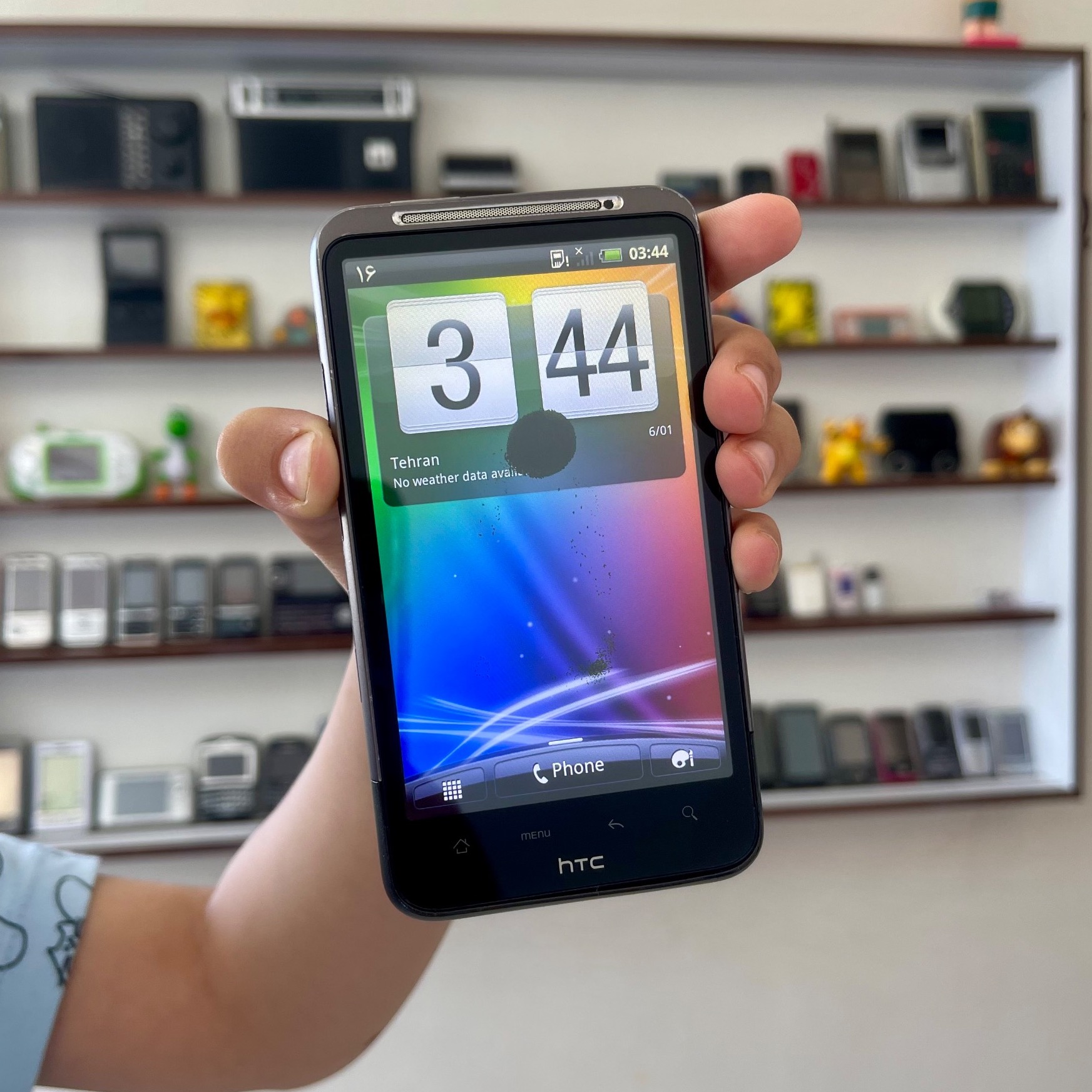 گوشی HTC مدل HD کلکسیونی با کارتن