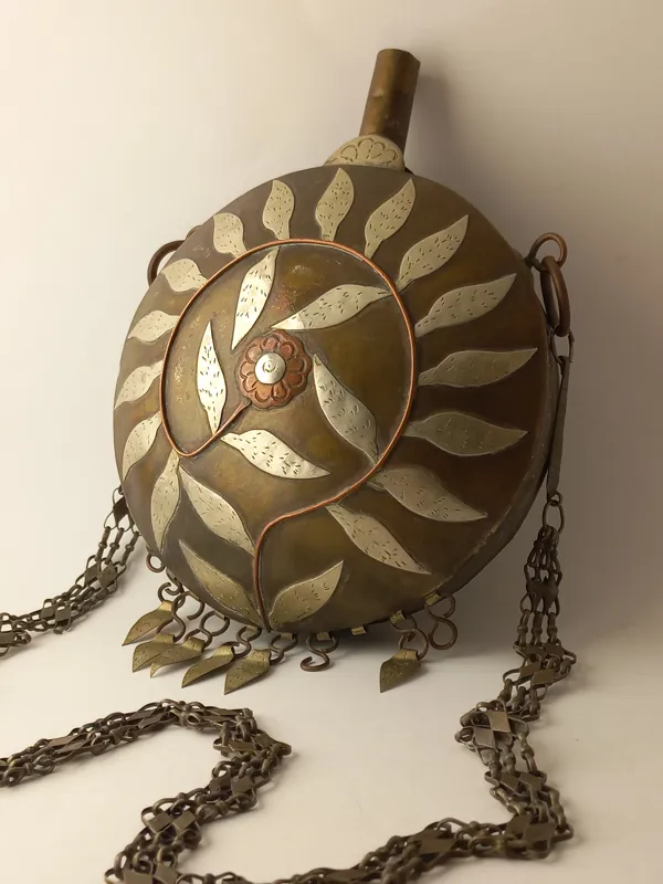 باروت دان 100 ساله