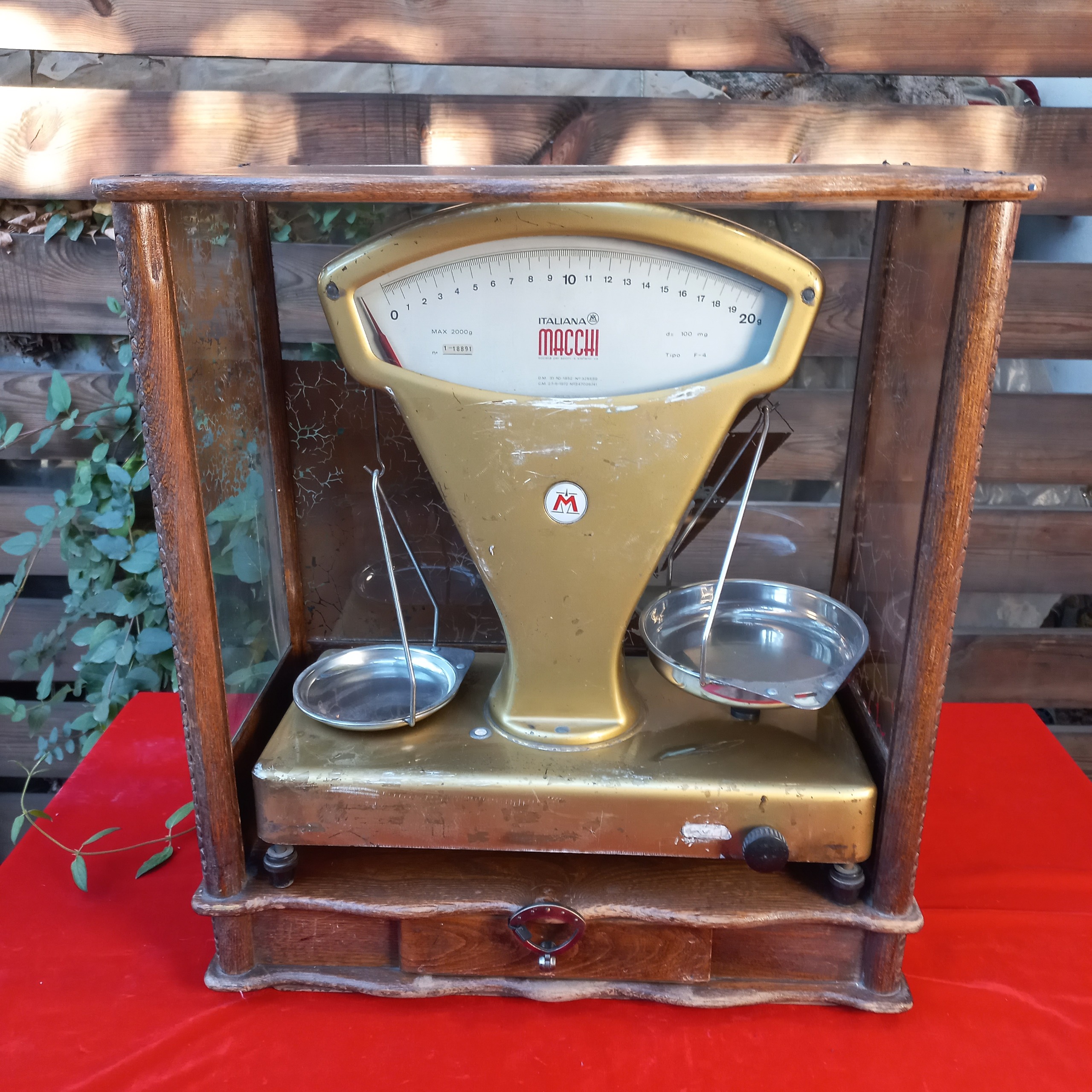 ترازوی ایتالیا  انتیک