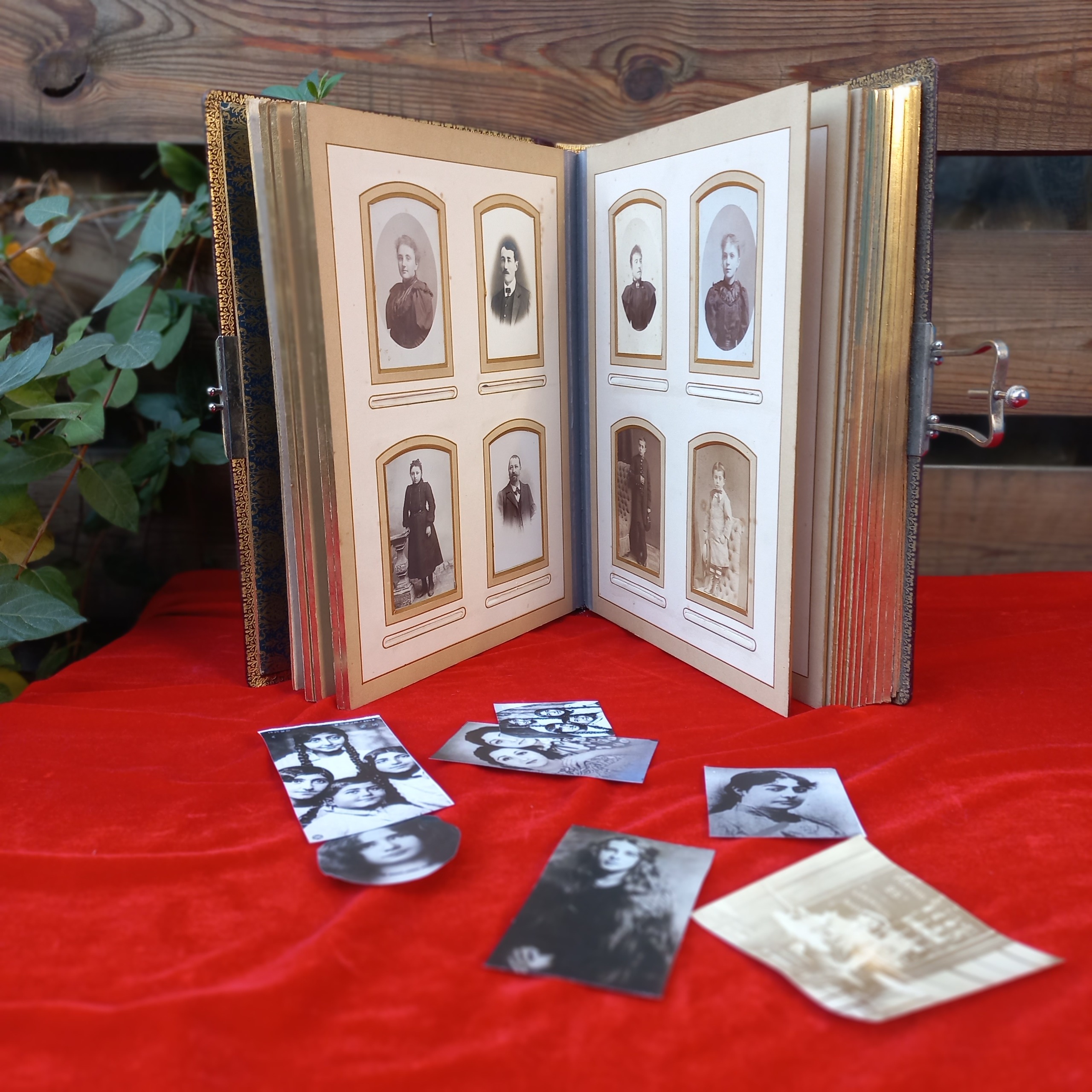 البوموعکس 100 ساله روس با عکس