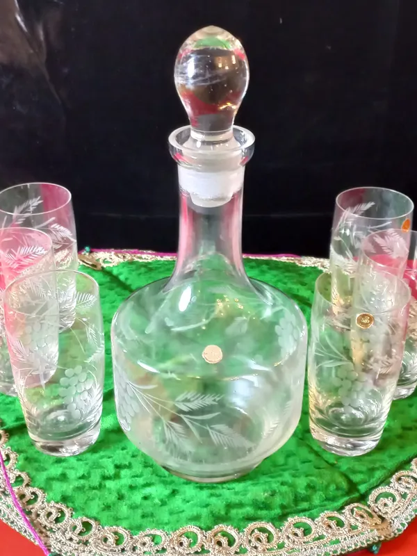 بطری و لیوان آنتیک بلغار