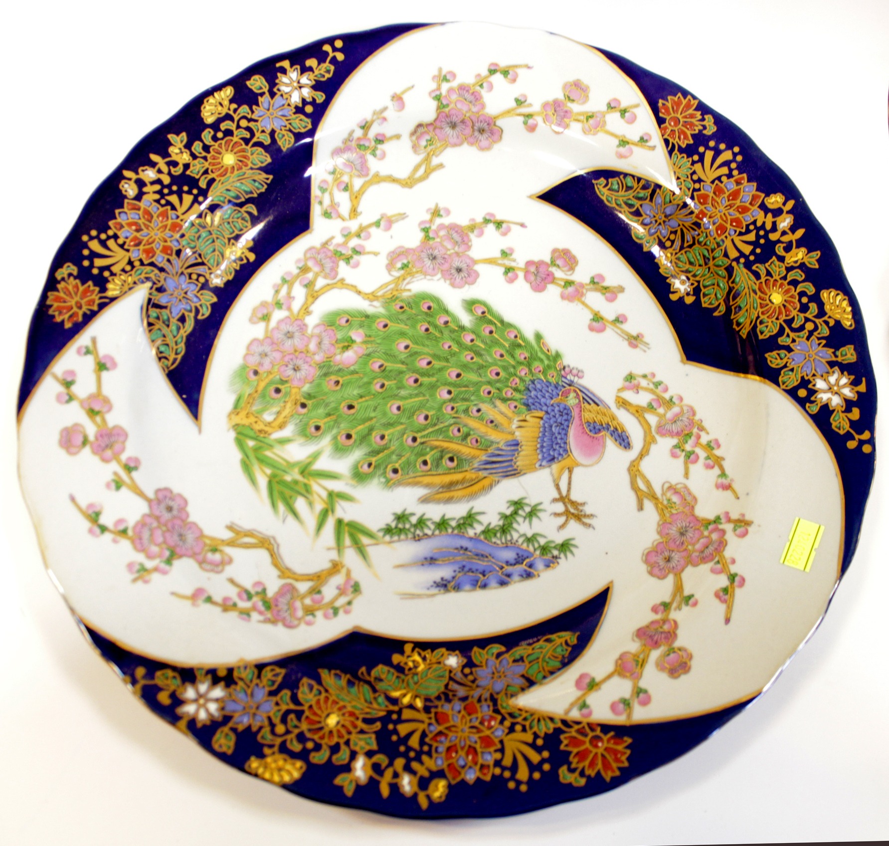 دیس طاووسی دور نقاشی دستی قدیمی و زیبا