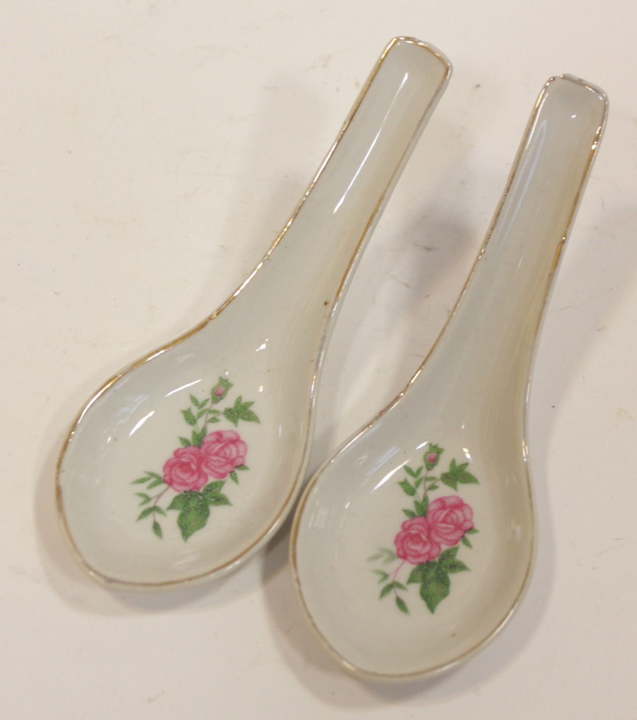 دو قاشق گل سرخی قدیمی و زیبا