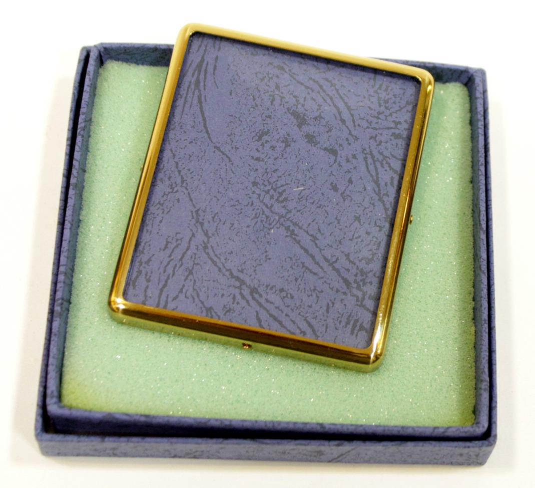 قاب عکس انگلیسی زیبای شیشه محدب قدیمی