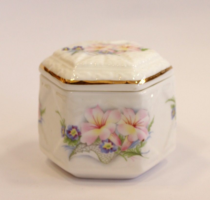 جاجواهری زیبا و بسیار خاص انگلیسی